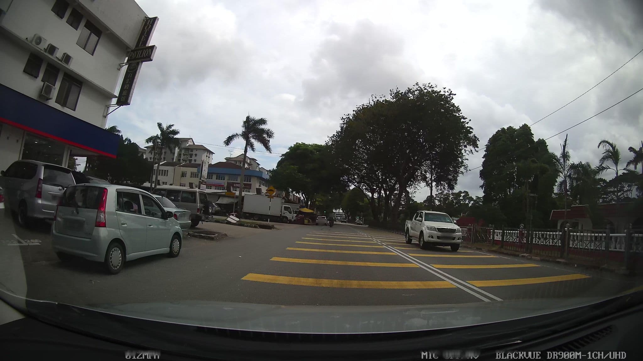 Street view near Hotel Pavilion, Johor Bahru — © kaart_3 (CC BY-SA · Mapillary)