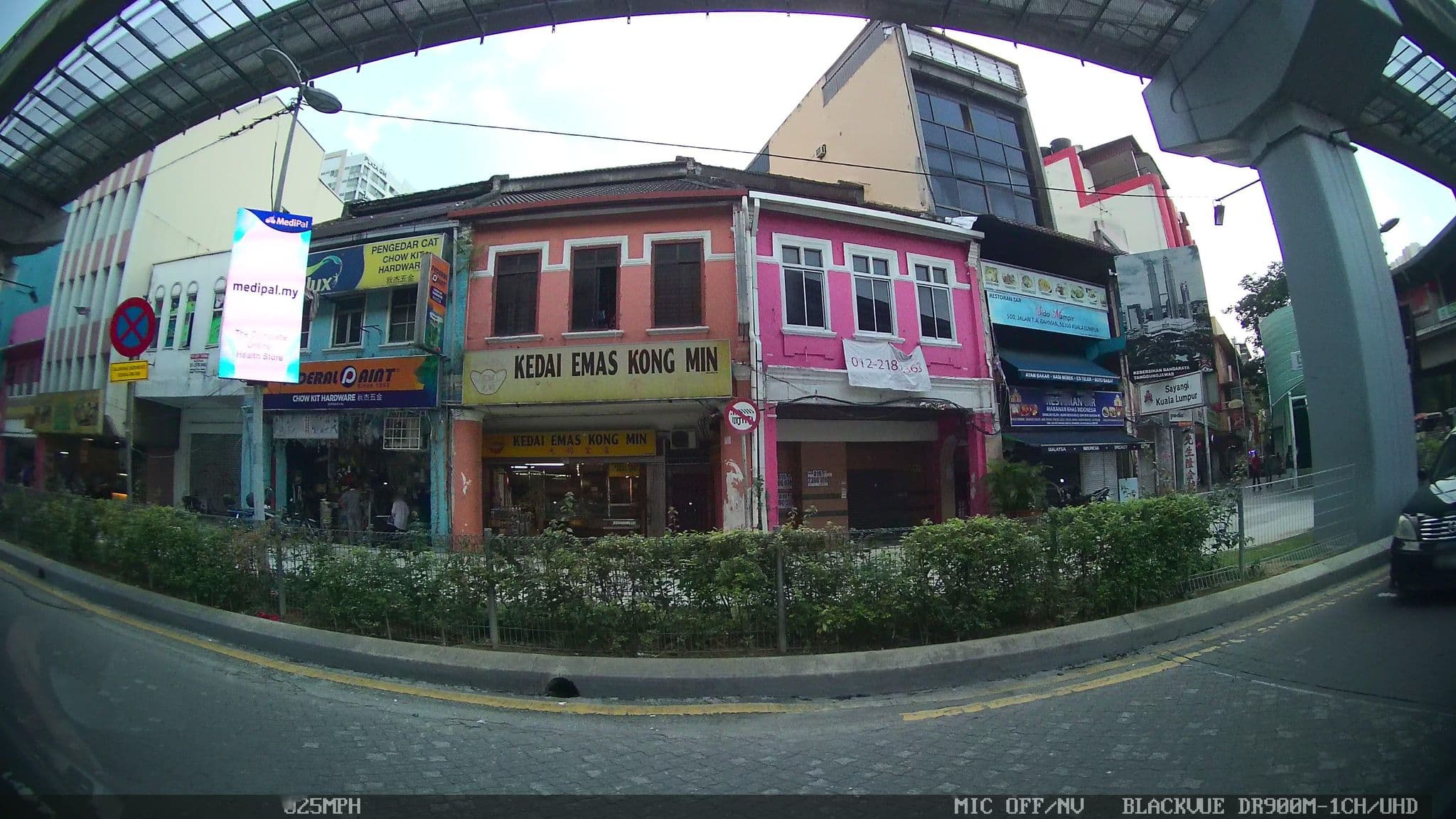 Street view near 28 Rapid Hotel, Kampung Baru — © kaart_4 (CC BY-SA · Mapillary)
