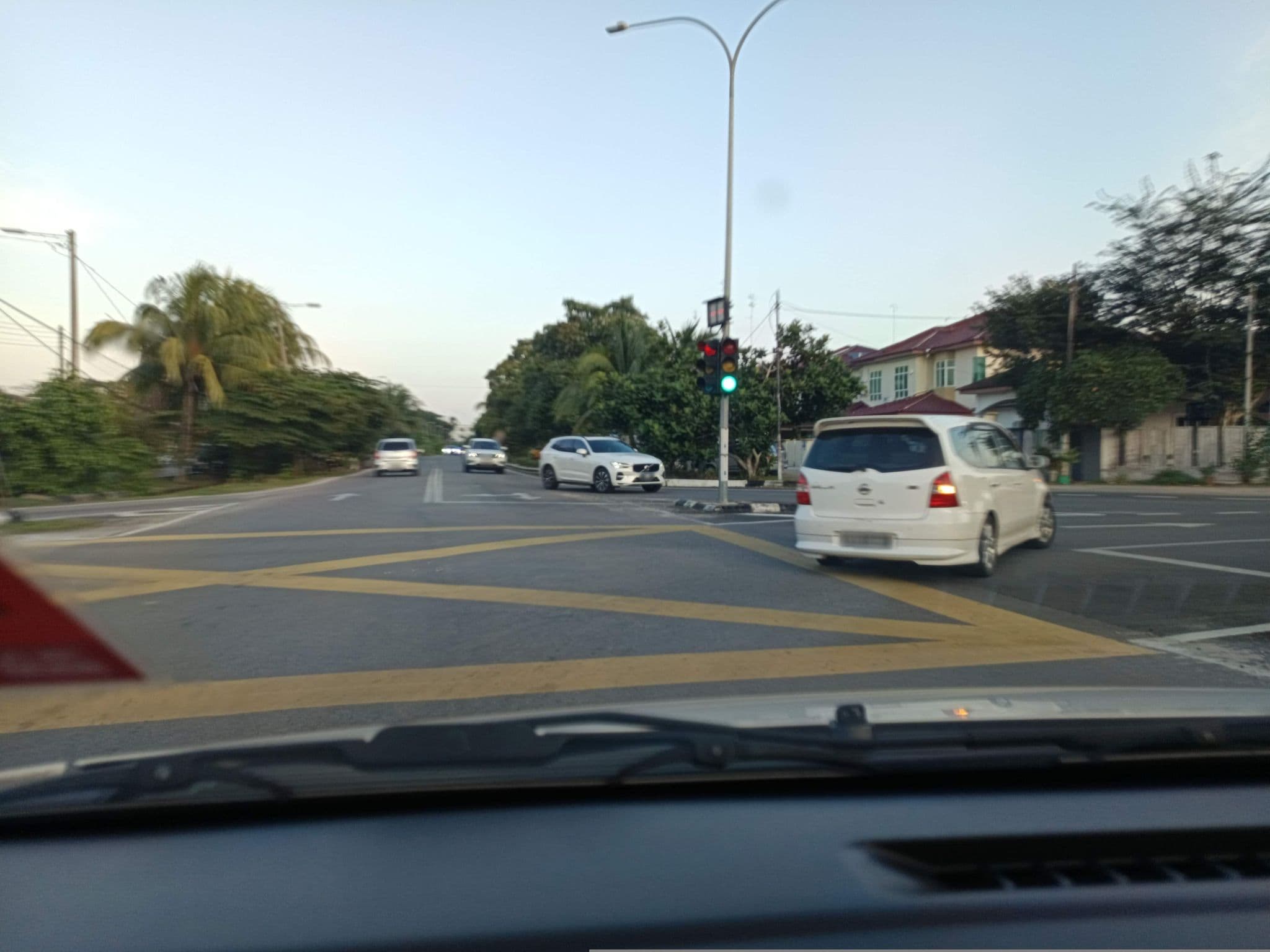 Street view near TMN DESA, Muar — © YikQin (CC BY-SA · Mapillary)