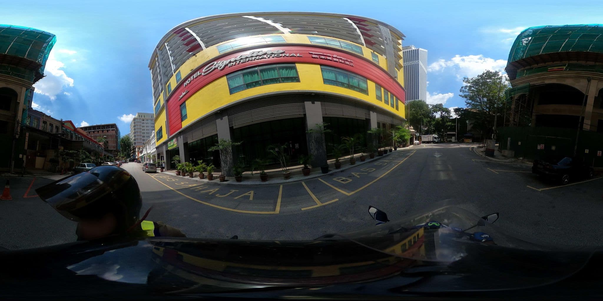 Street view near The Manor by Mingle, Bukit Bintang