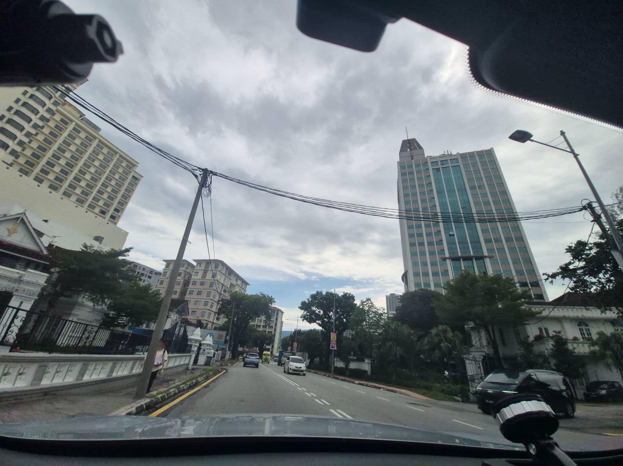 Street view near Apple Heritage Hotel, George Town