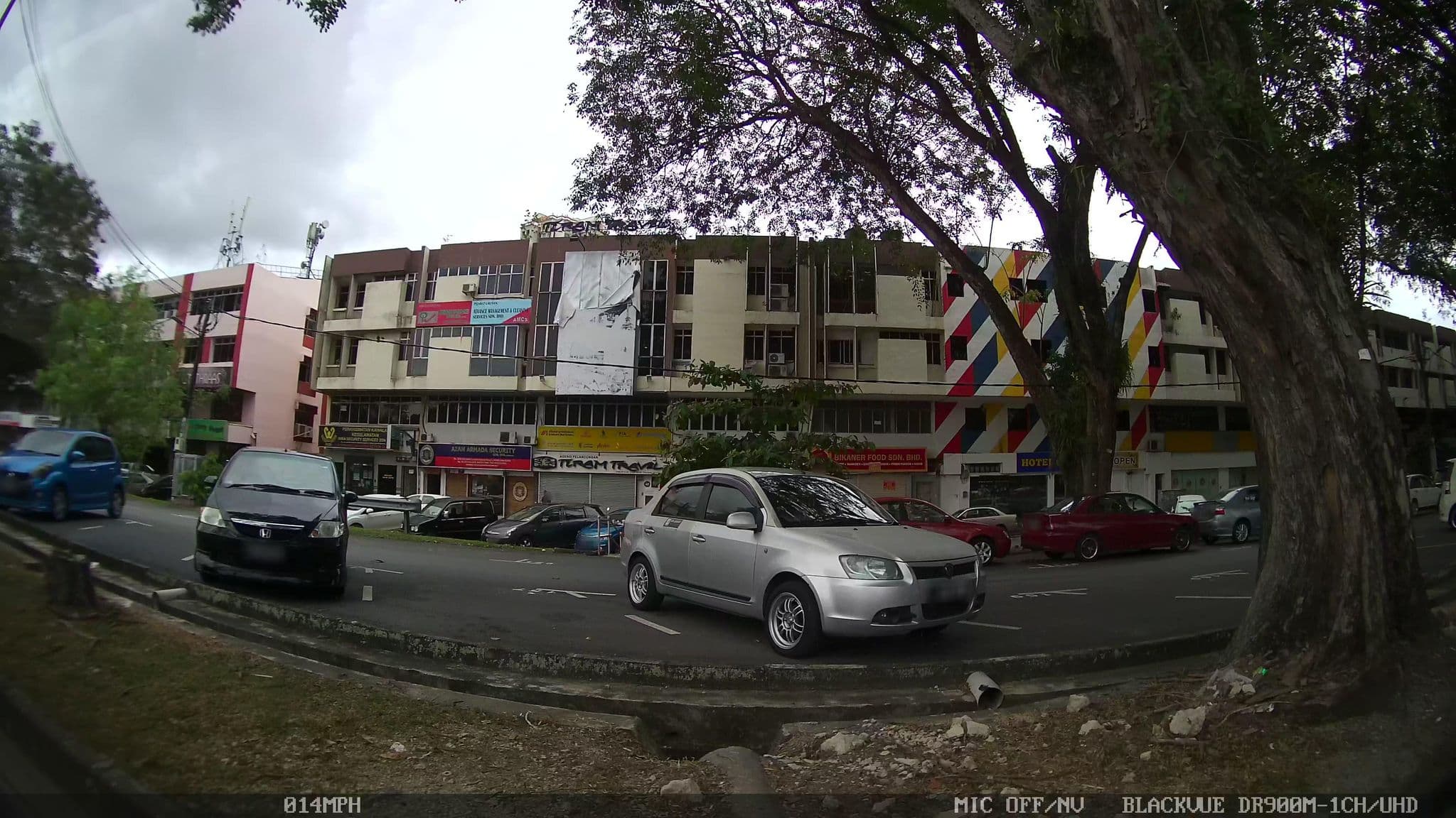 Street view near Shobi, Johor Bahru — © kaart_3 (CC BY-SA · Mapillary)