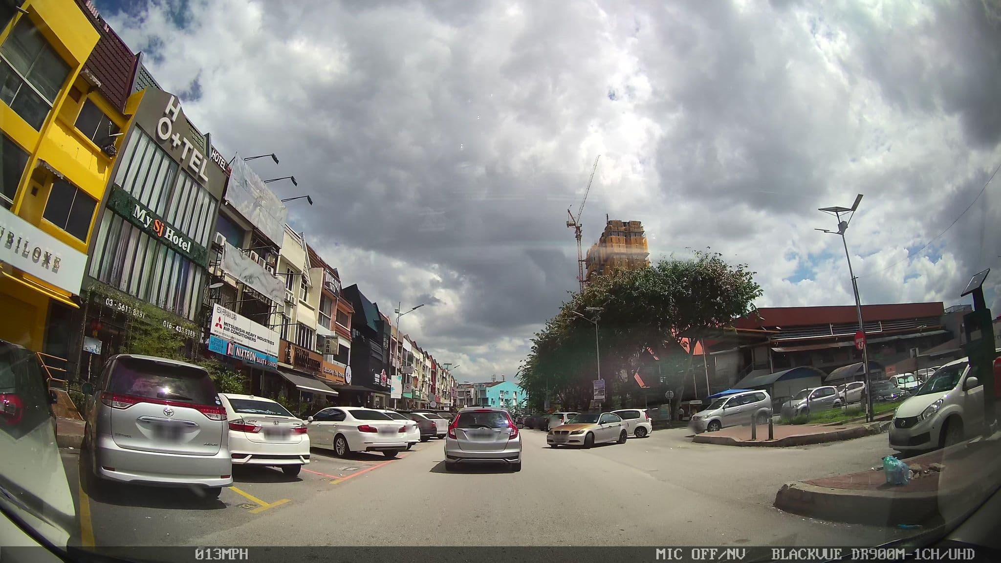 Street view near My SJ Hotel, Glenmarie Estate — © kaart_1 (CC BY-SA · Mapillary)