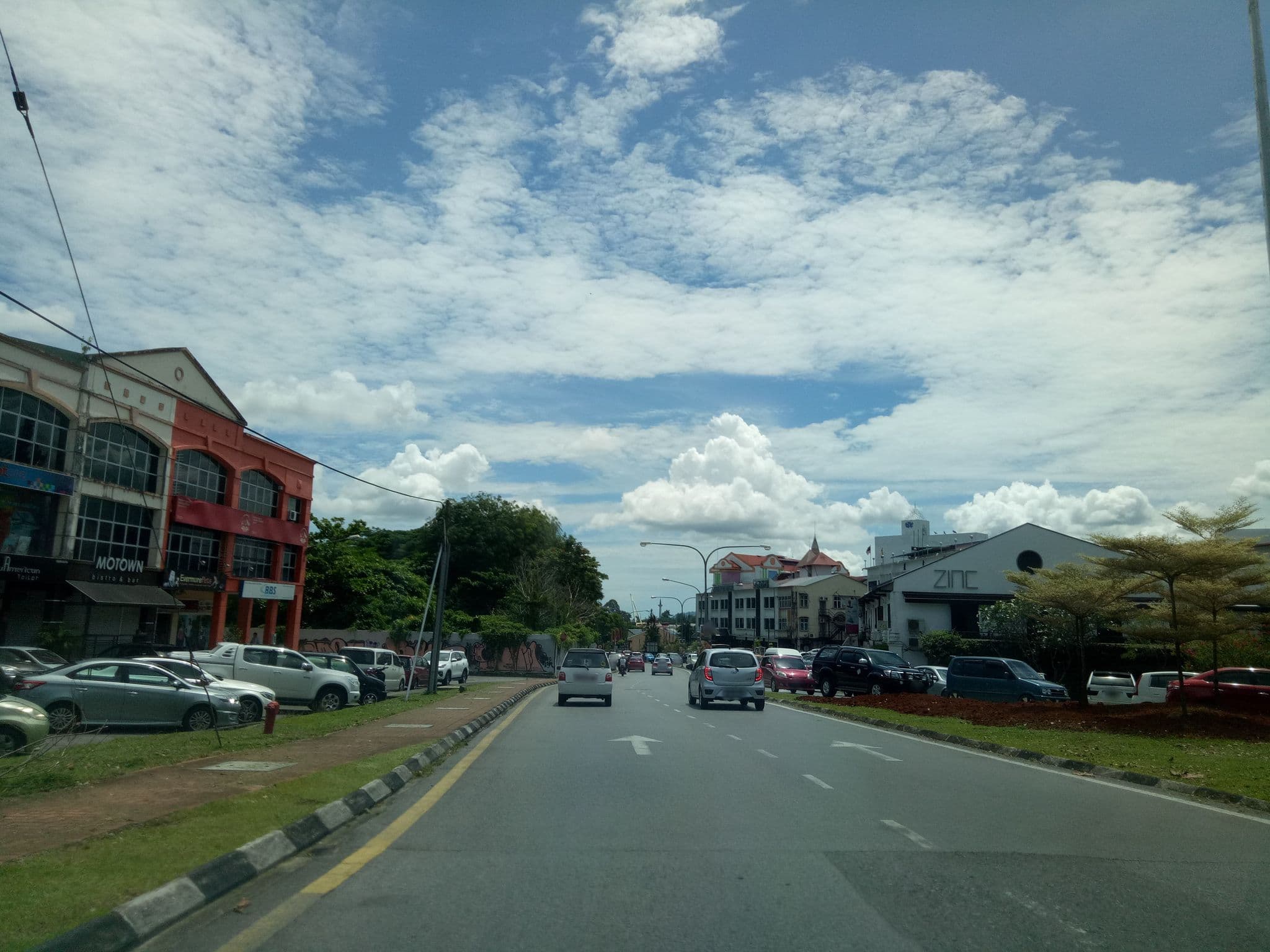 Street view near sunset homestay 2, Kuching