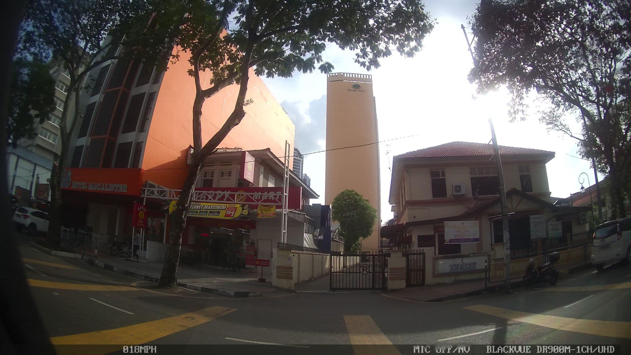 Street view near 118 Hotel, George Town — © kaart_4 (CC BY-SA · Mapillary)