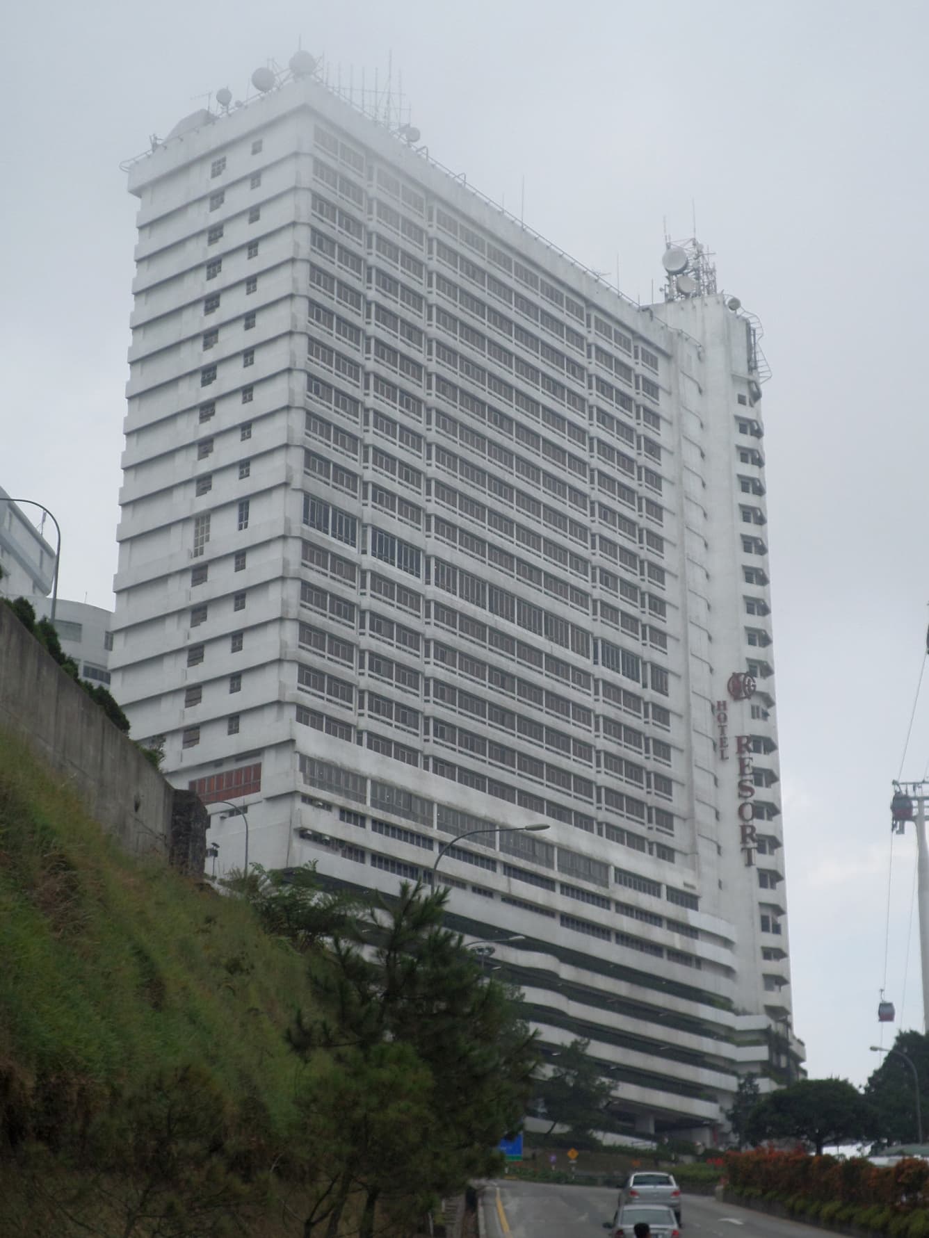 Resort Hotel (via Wikimedia Commons, CC BY-SA 4.0)