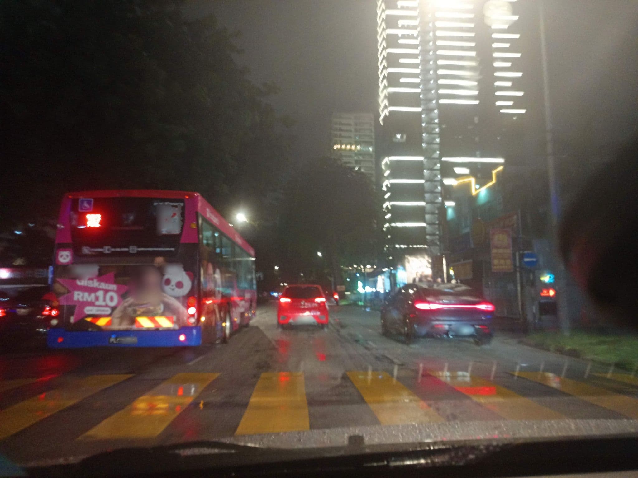 Street view near One Pacific Serviced Apartment, George Town
