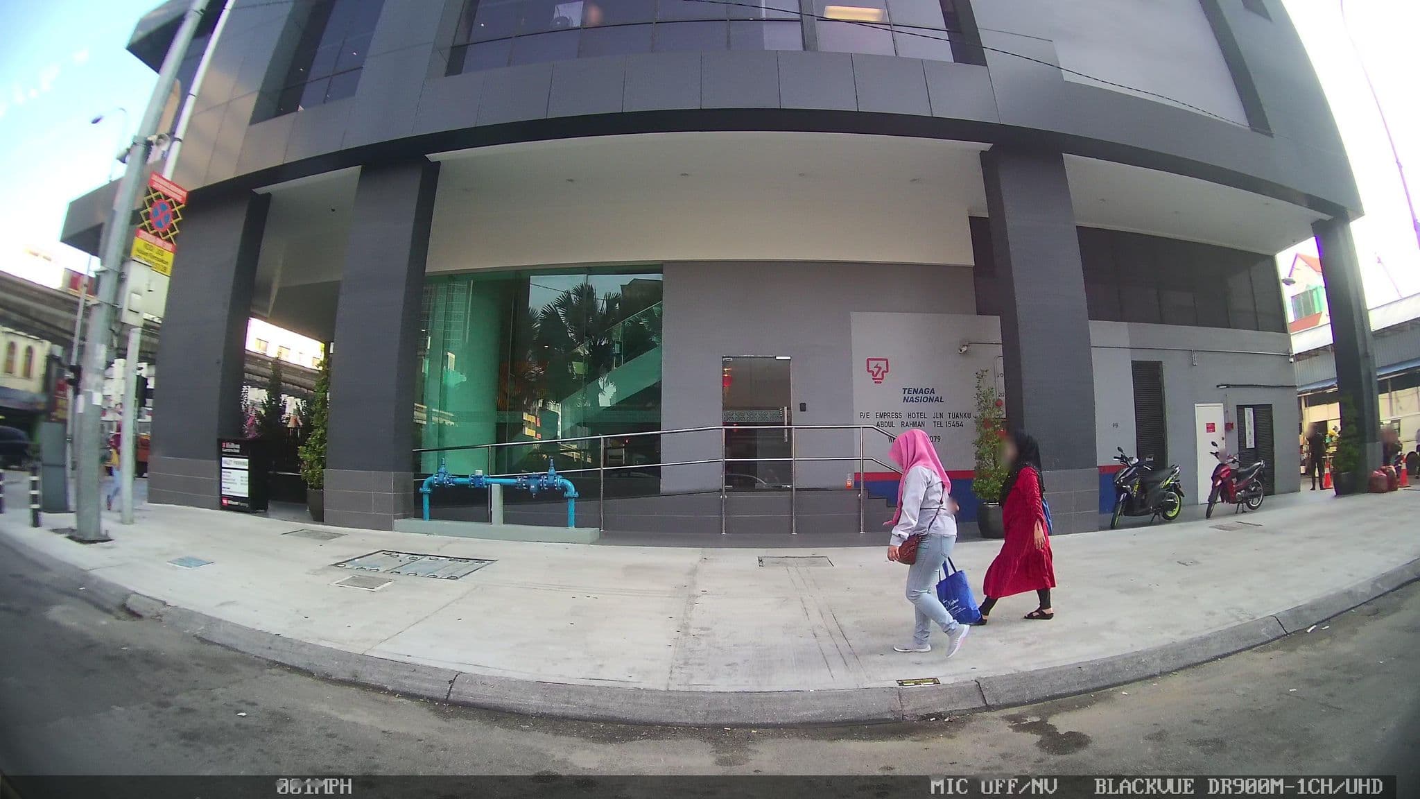 Street view near Hilton Garden Inn Kuala Lumpur, Kampung Baru — © kaart_3 (CC BY-SA · Mapillary)