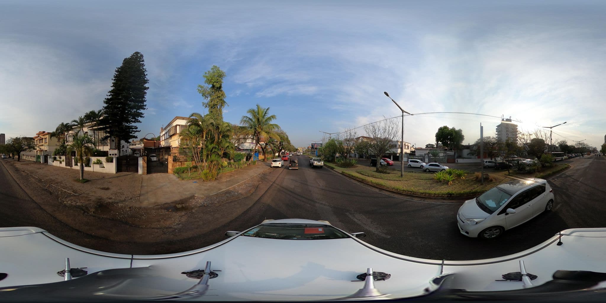 Street view near Fatima's Backpackers Hostel, Maputo — © OMTMOZ (CC BY-SA · Mapillary)