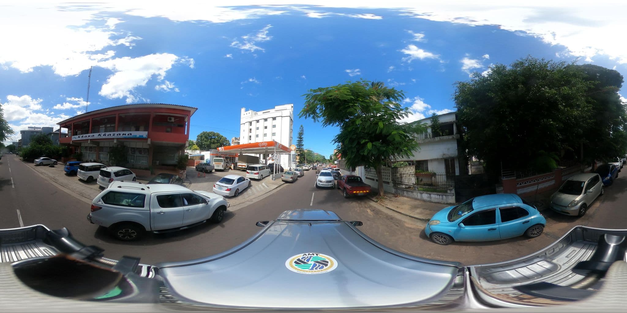 Street view near The Base Backpackers, Maputo — © OMTMOZ (CC BY-SA · Mapillary)