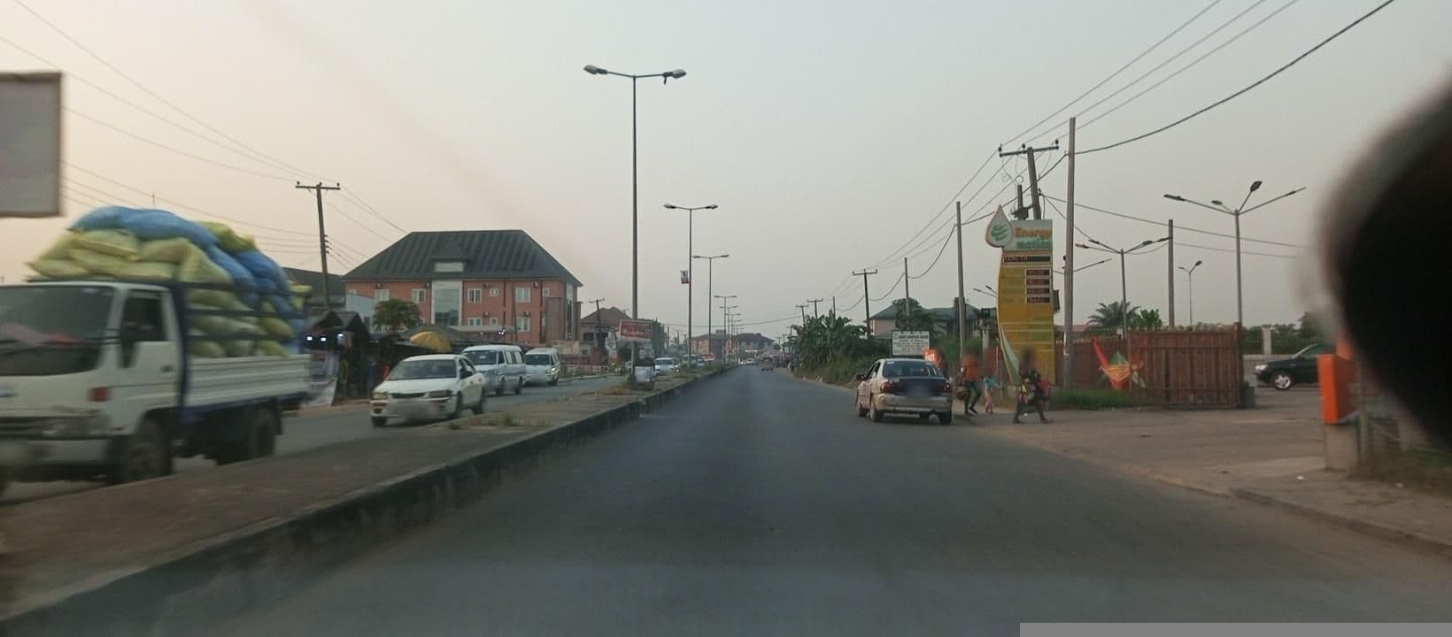 Street view near Everrich Resort, Port Harcourt