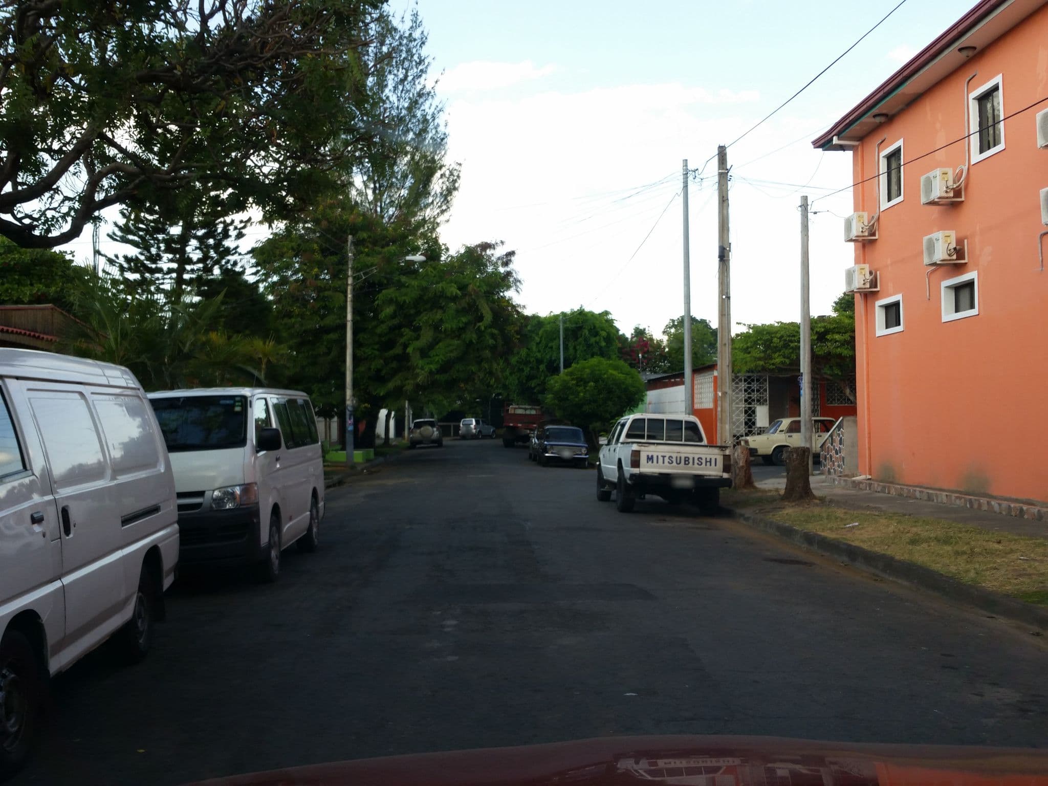 Street view near Hotel Mi Roca HMR, Managua