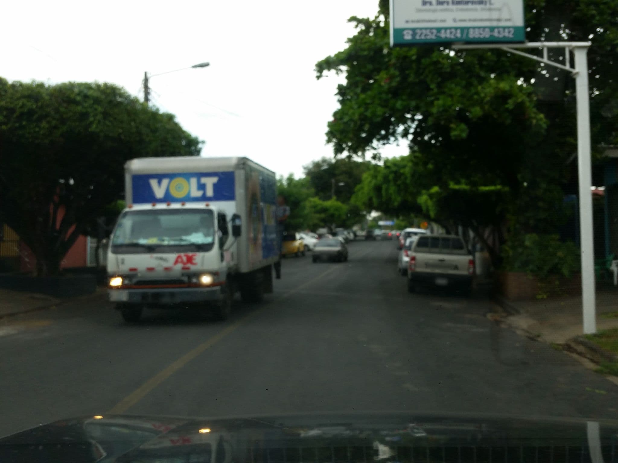 Street view near Casa 37 Hostal, Managua