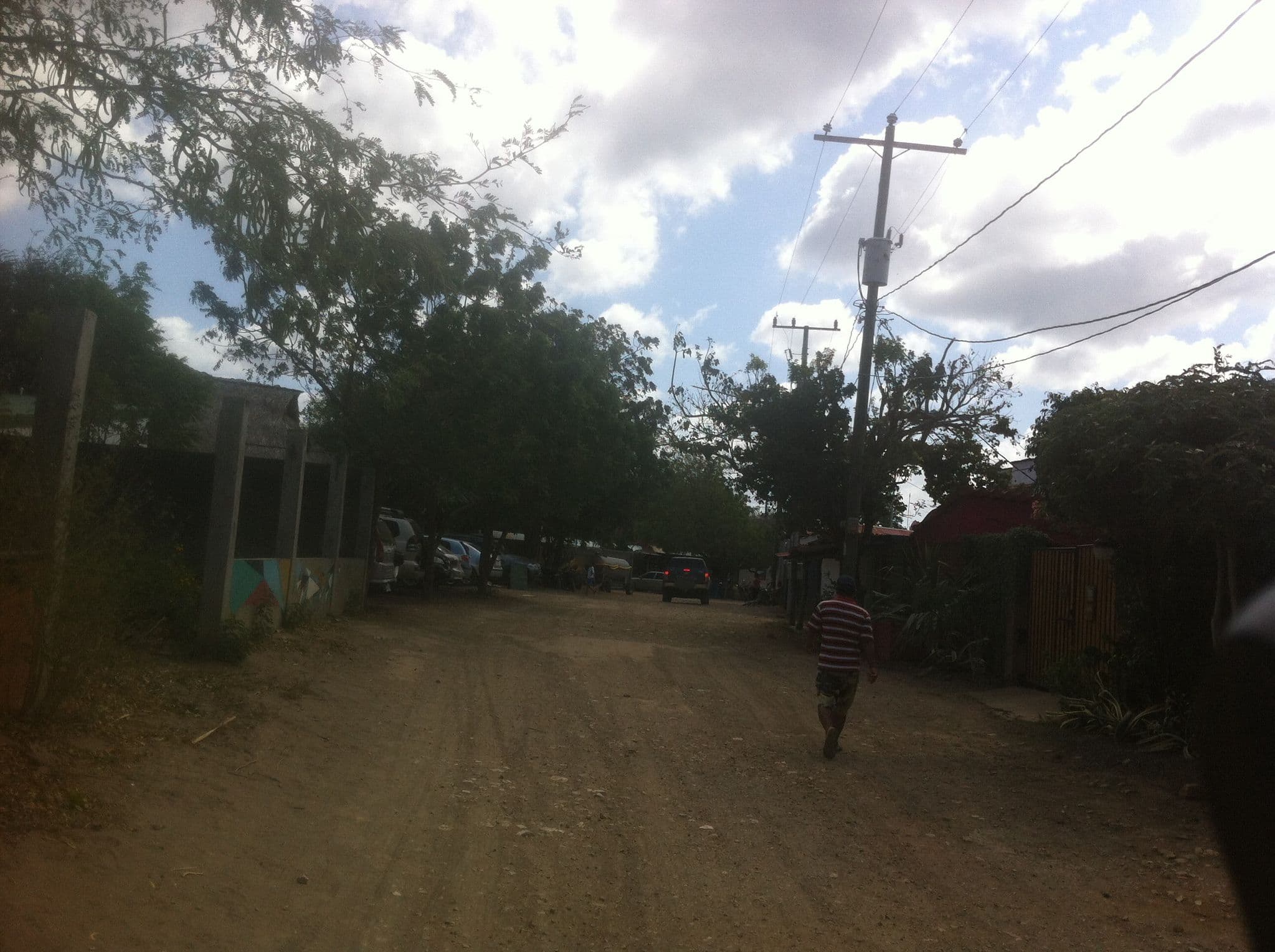 Street view near Las Cabanas de Gigante, Tola — © lumi (CC BY-SA · Mapillary)