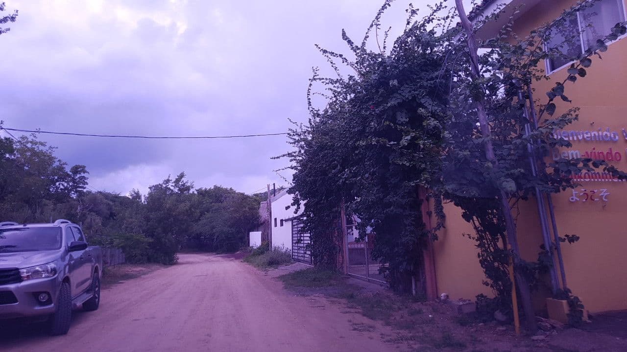 Street view near Yalta's Inn, Tola — © carlos_gis (CC BY-SA · Mapillary)