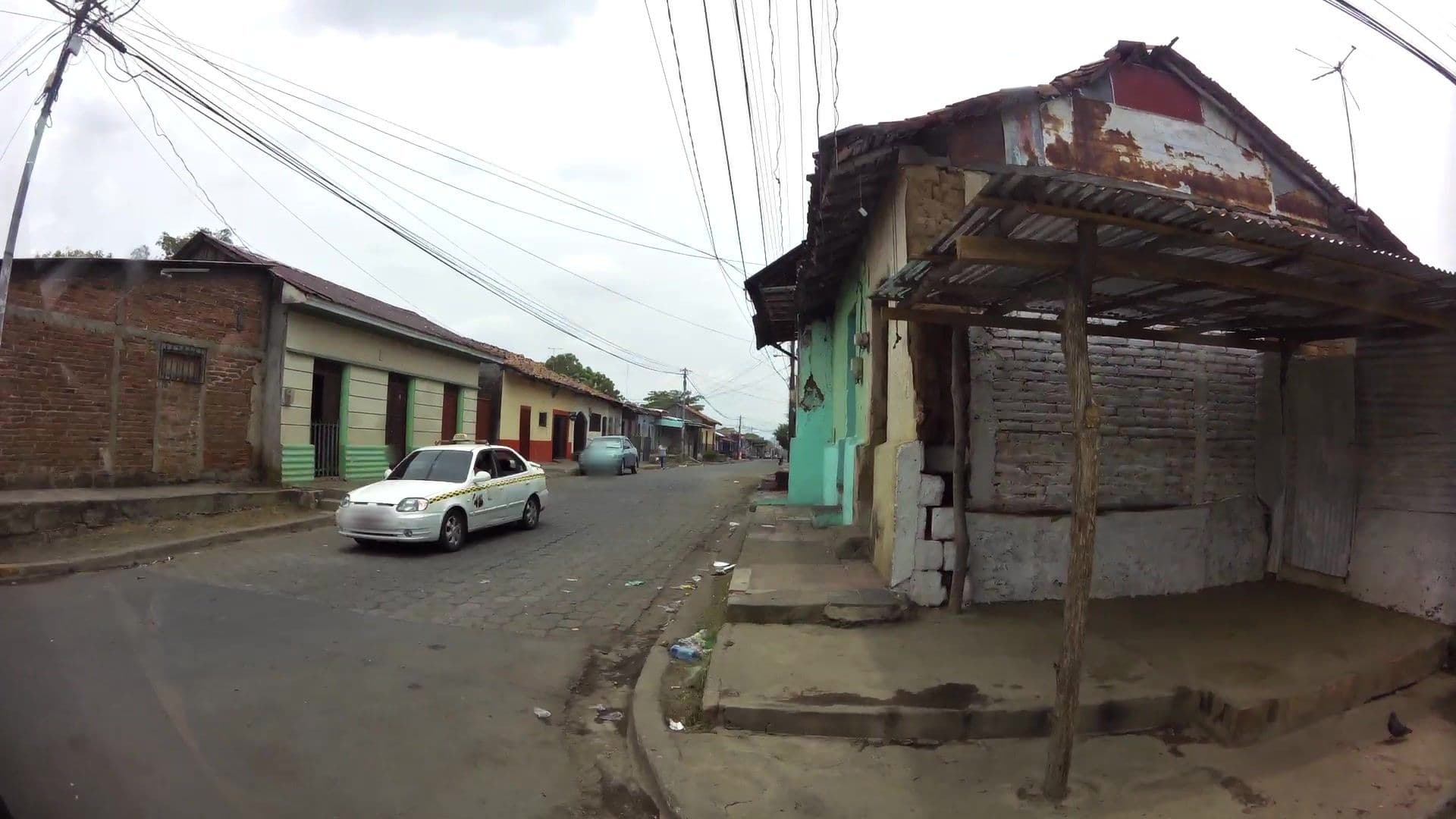 Street view near Hotel Al Sole, León — © kaartcam (CC BY-SA · Mapillary)