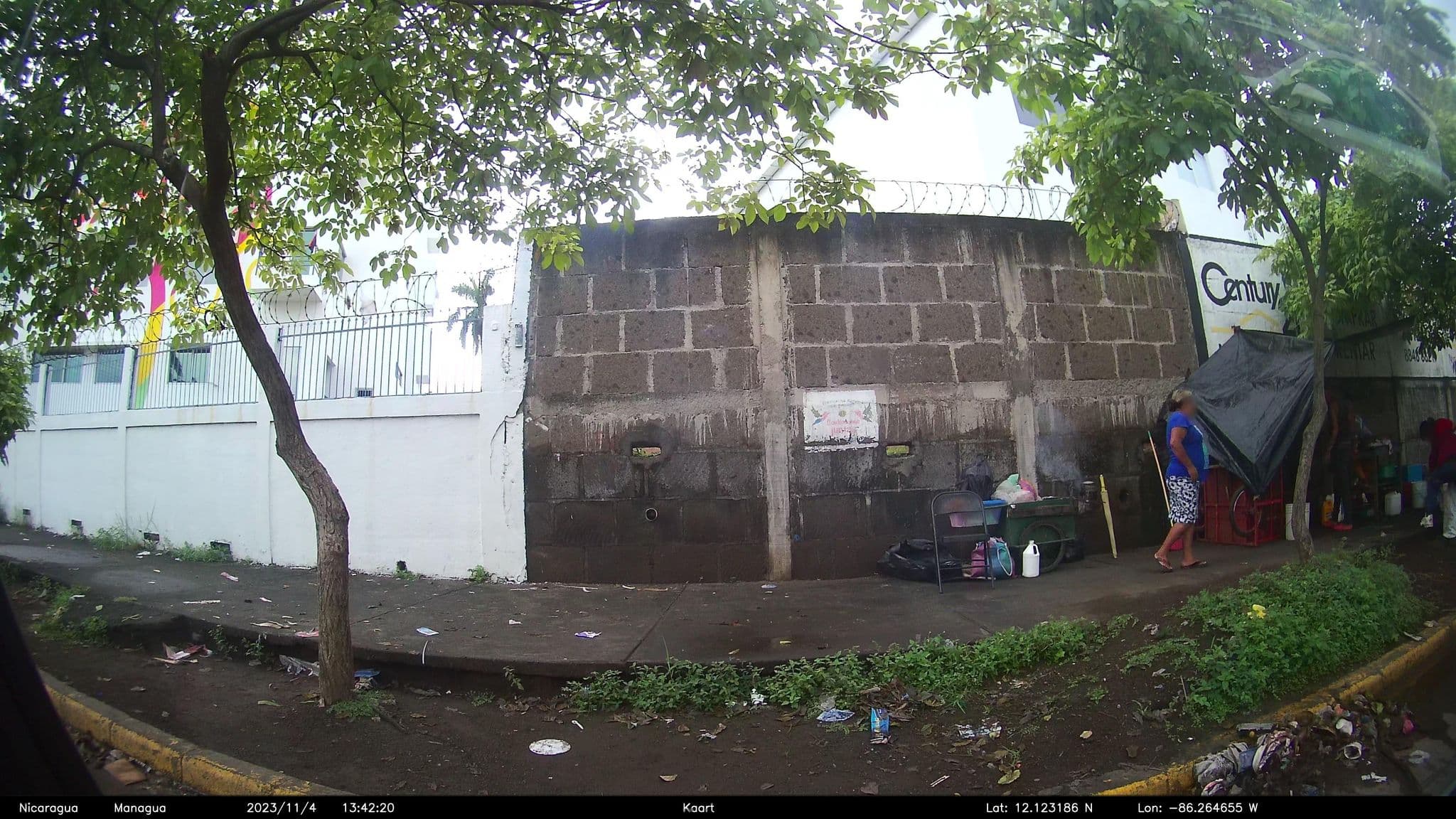Street view near HOTEL HILTON, Managua