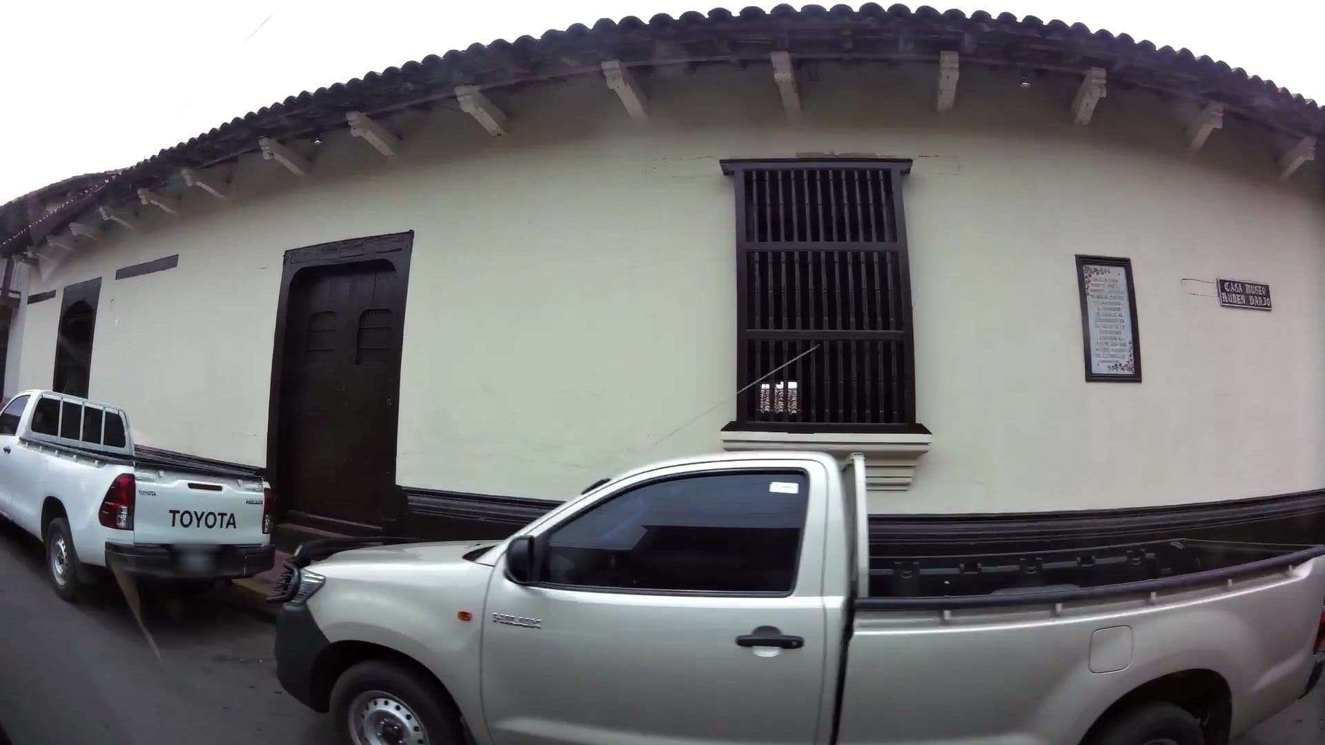 Street view near Hotel El Portal de 1610, León — © kaartcam (CC BY-SA · Mapillary)