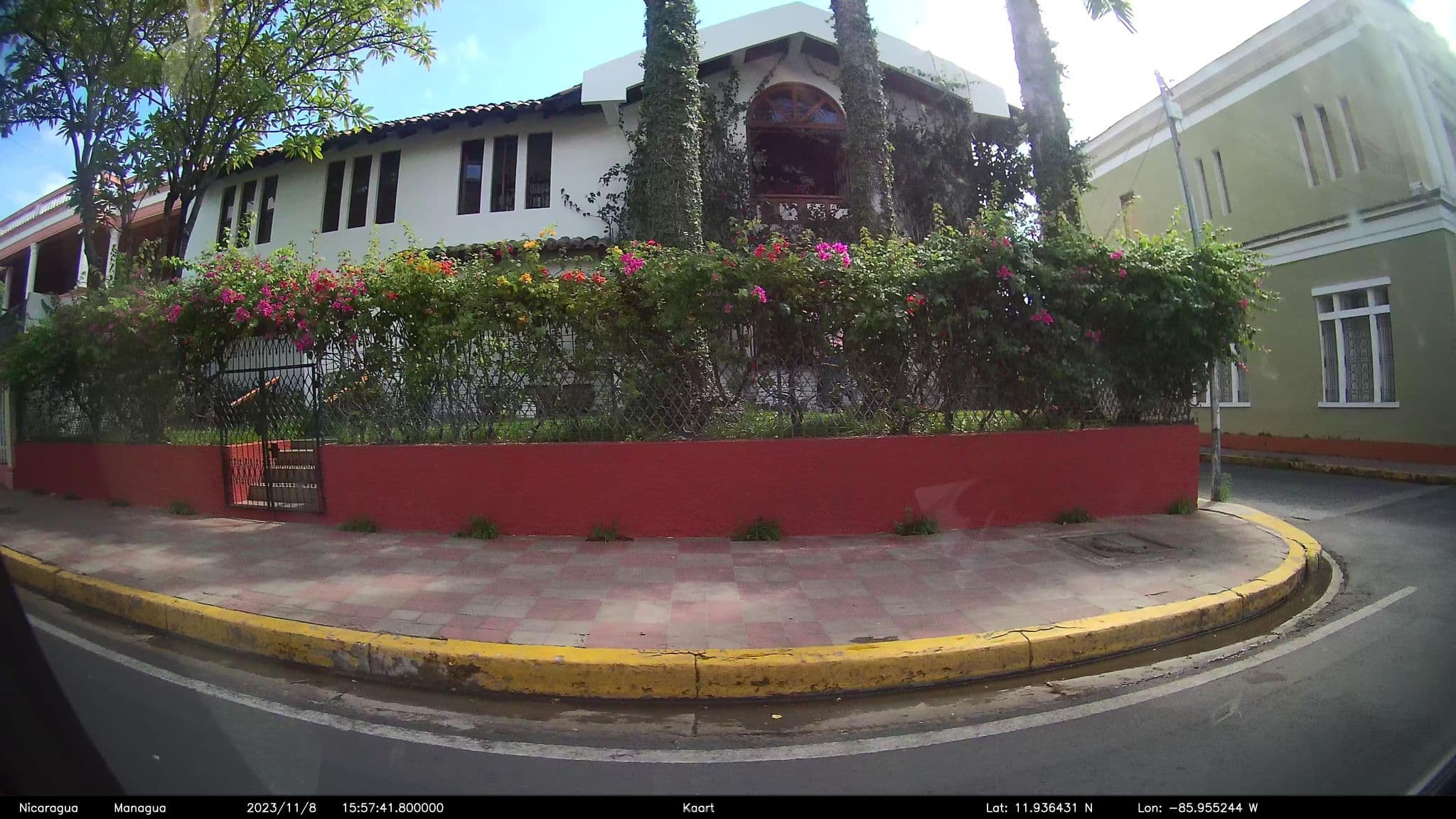 Street view near Hotel Antigua Estacion Granada, Granada — © kaart_1 (CC BY-SA · Mapillary)