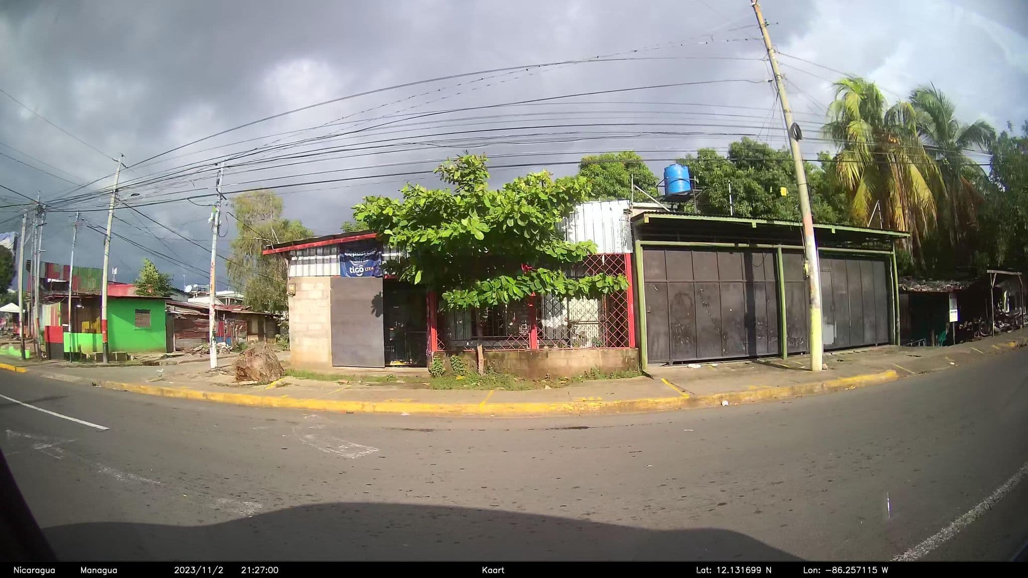 Street view near Hotel Cristo Rey, Managua