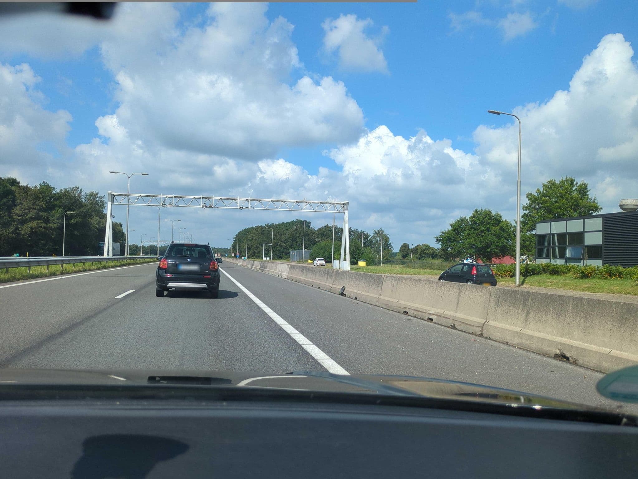 Street view near Hiway Motel & Restaurant, Heijen — © helfrich (CC BY-SA · Mapillary)
