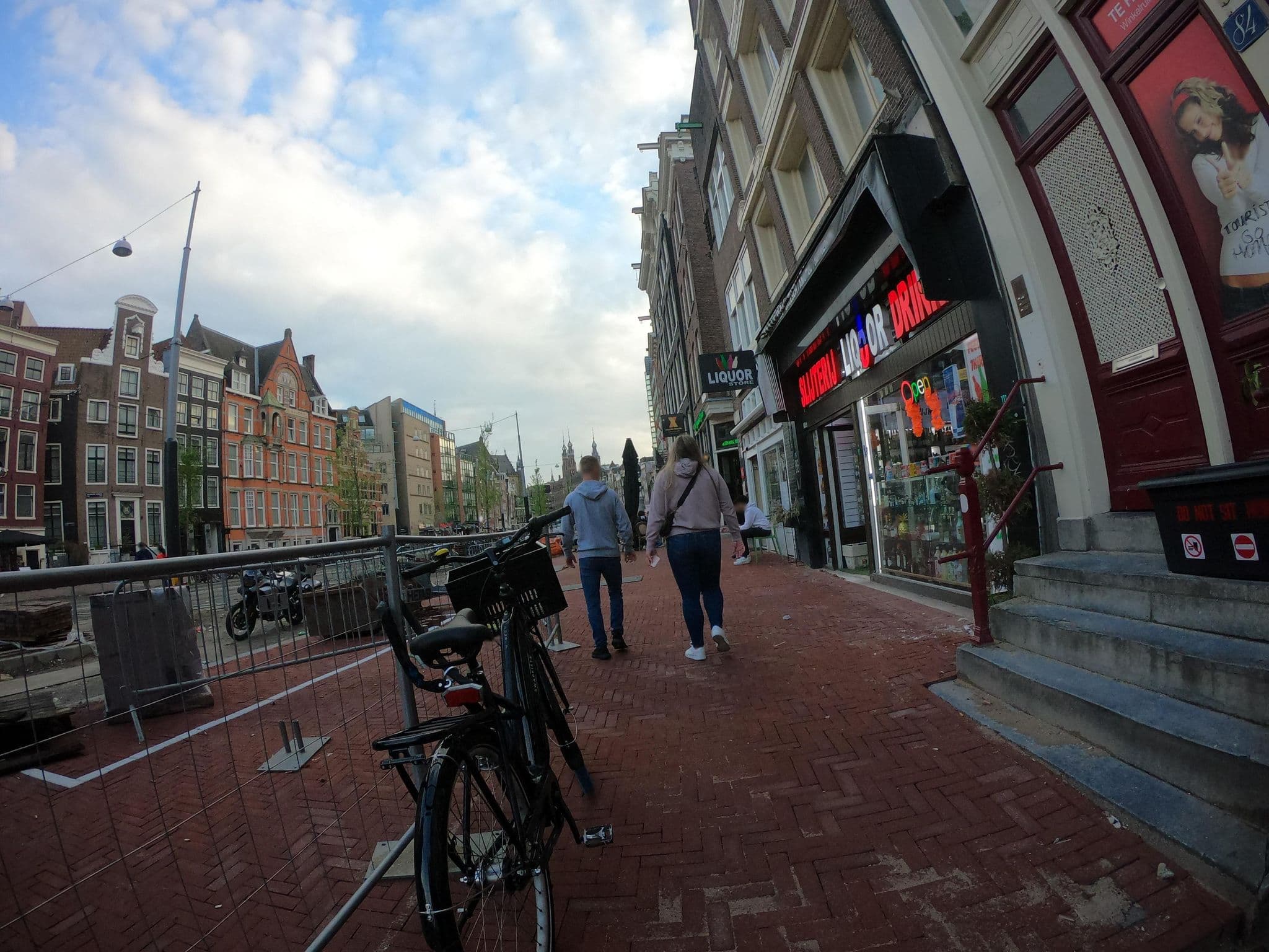 Street view near Xplore Hostel Amsterdam, Amsterdam — © richlv (CC BY-SA · Mapillary)