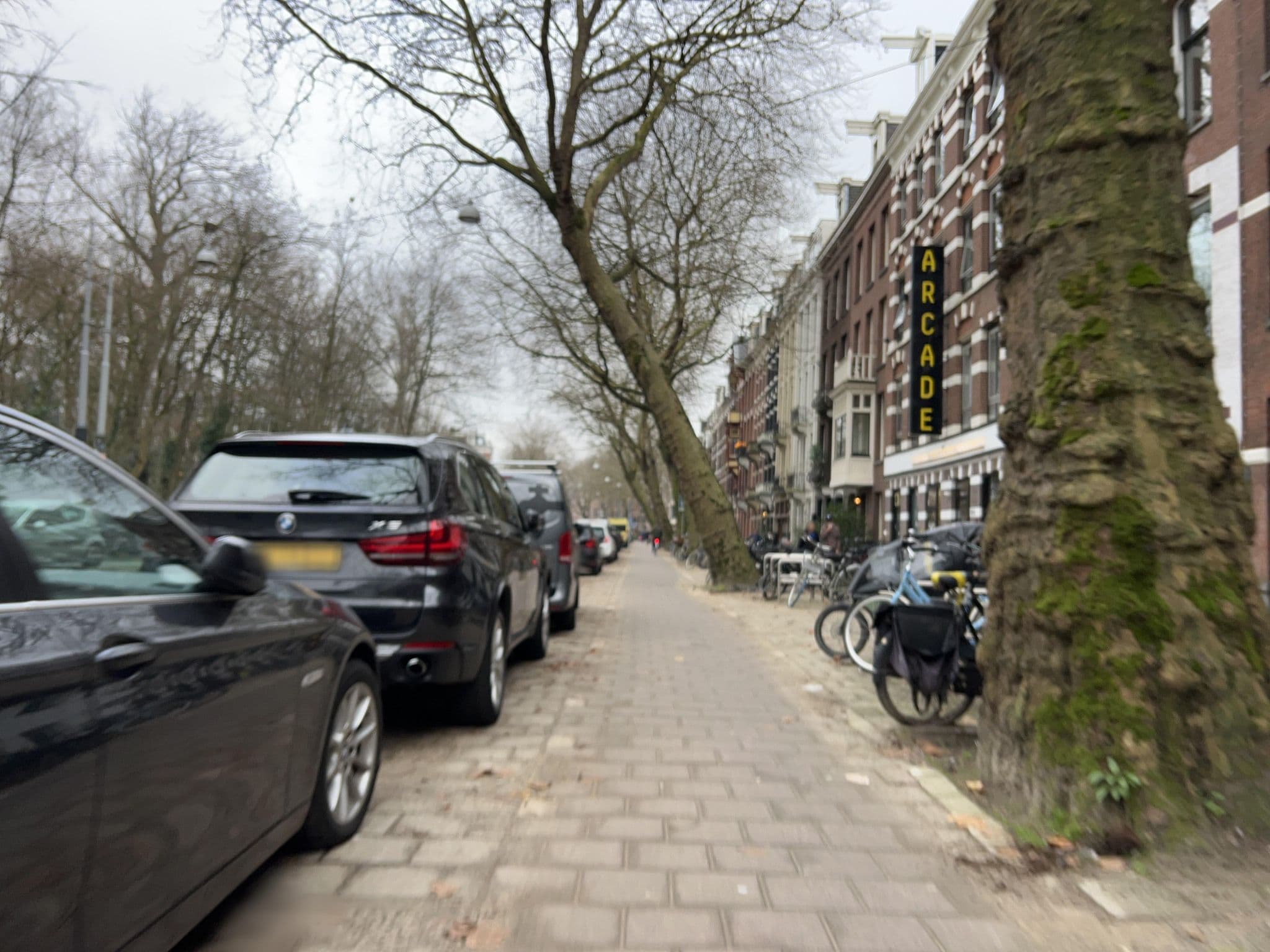 Street view near The Arcade Hotel Amsterdam, Dapperbuurt — © ottor (CC BY-SA · Mapillary)