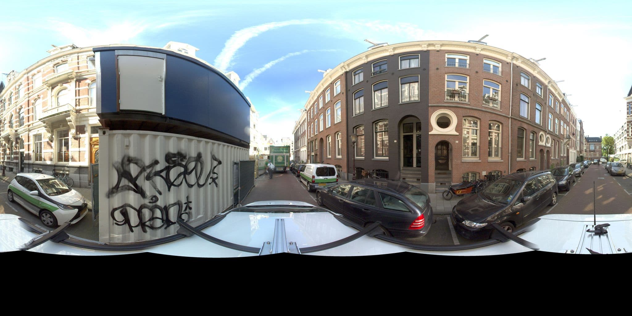 Street view near Maison Elle, Amsterdam — © amsterdam (CC BY-SA · Mapillary)