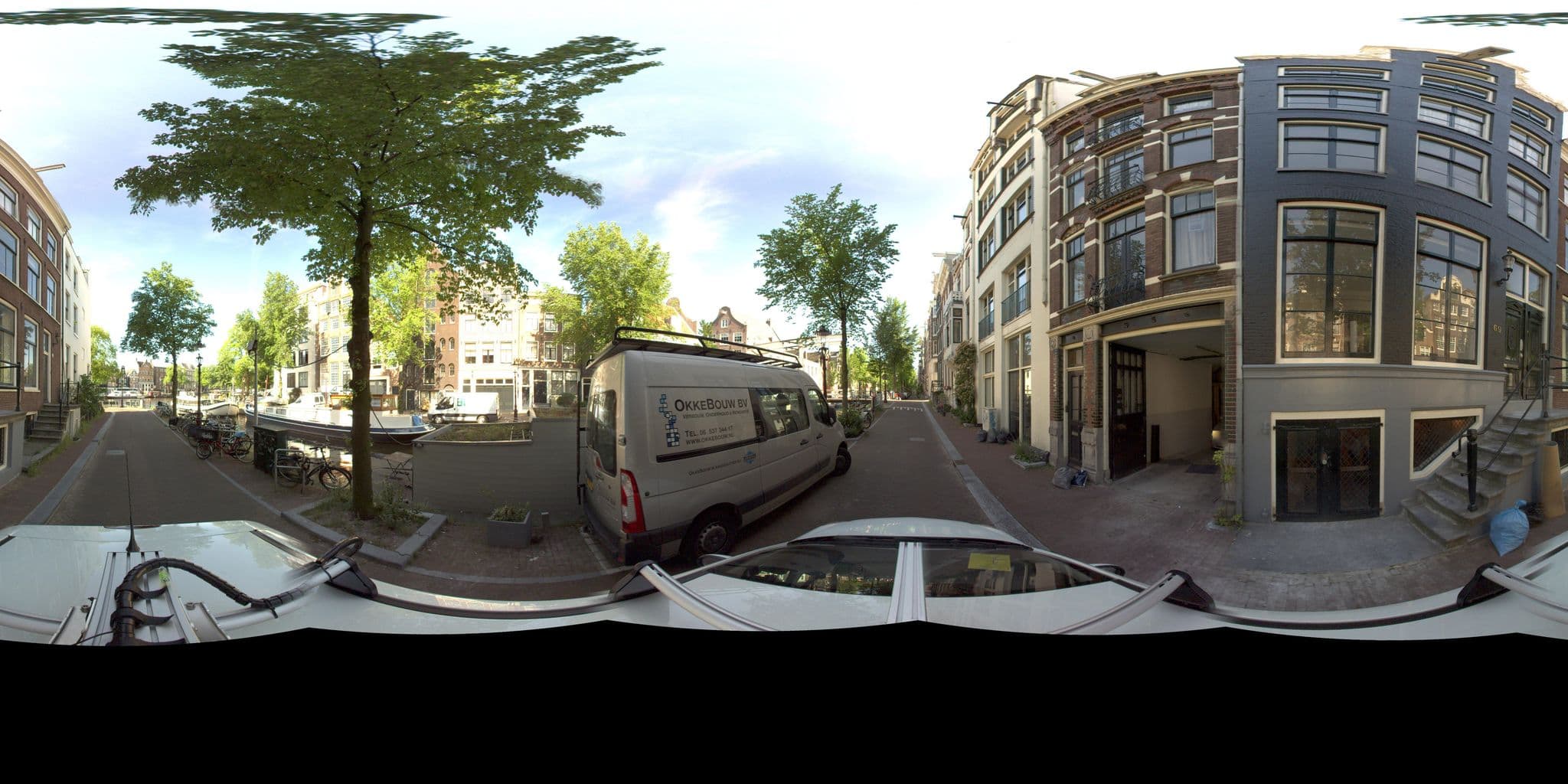 Street view near Amstel Canal Guest House, Amsterdam