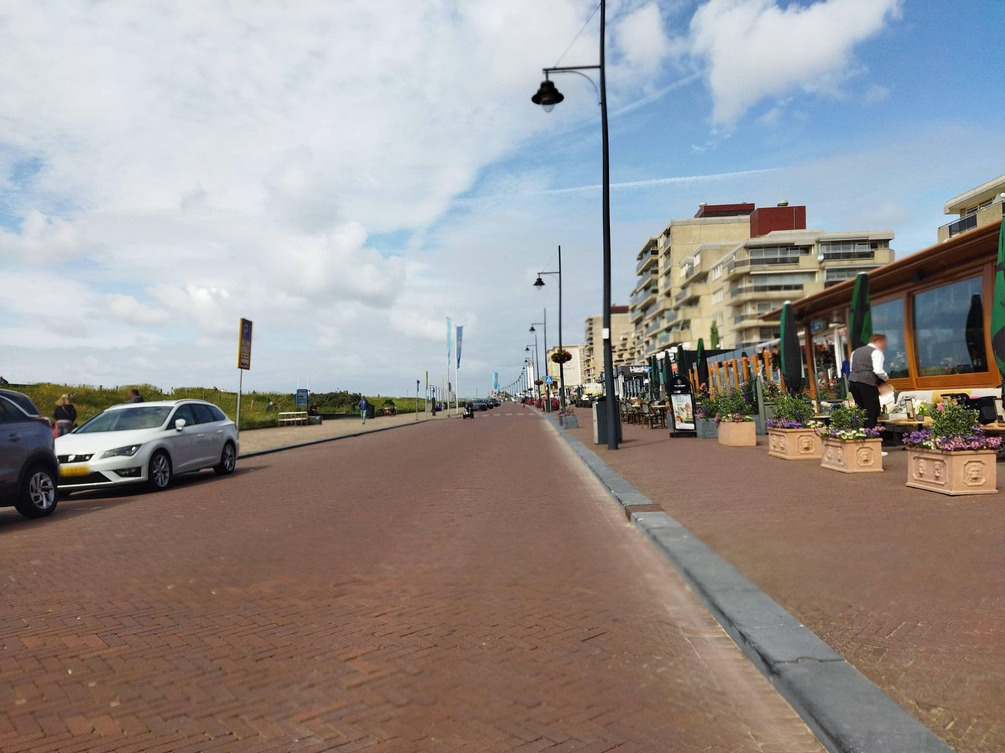 Street view near Two Brothers Noordwijk Beach, Noordwijk-Binnen — © changchun1 (CC BY-SA · Mapillary)