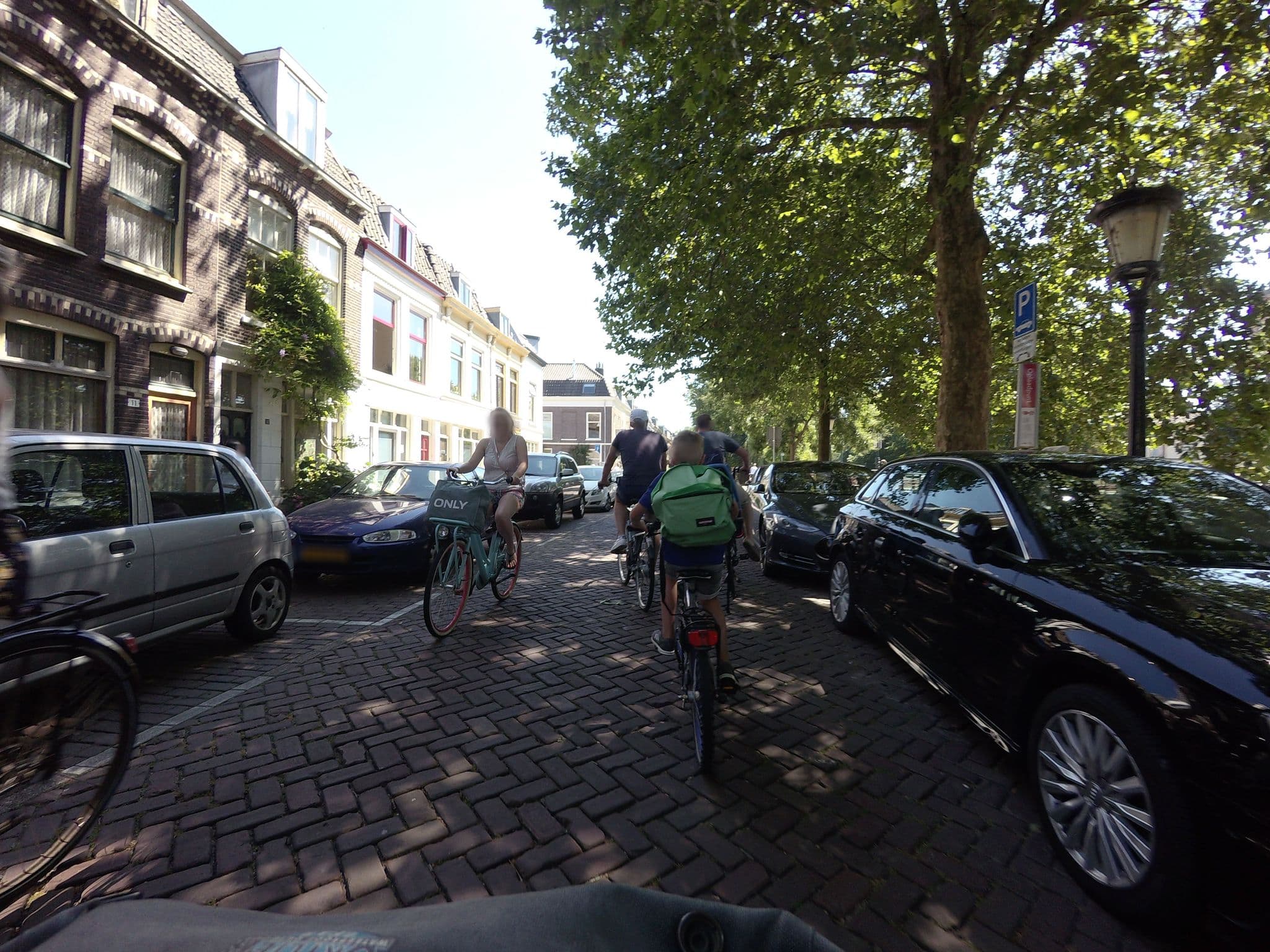 Street view near Utrecht City Apartments, Utrecht — © ankeric (CC BY-SA · Mapillary)