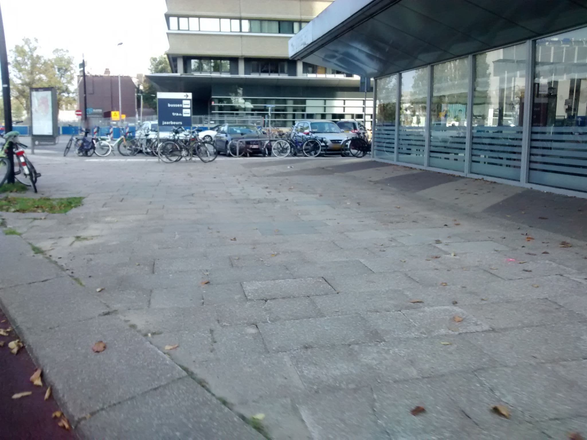 Street view near NH Utrecht, Utrecht — © dandandan (CC BY-SA · Mapillary)