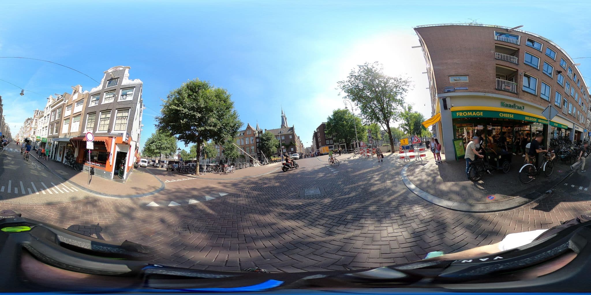 Street view near Bed & Breakfast of Art, Amsterdam
