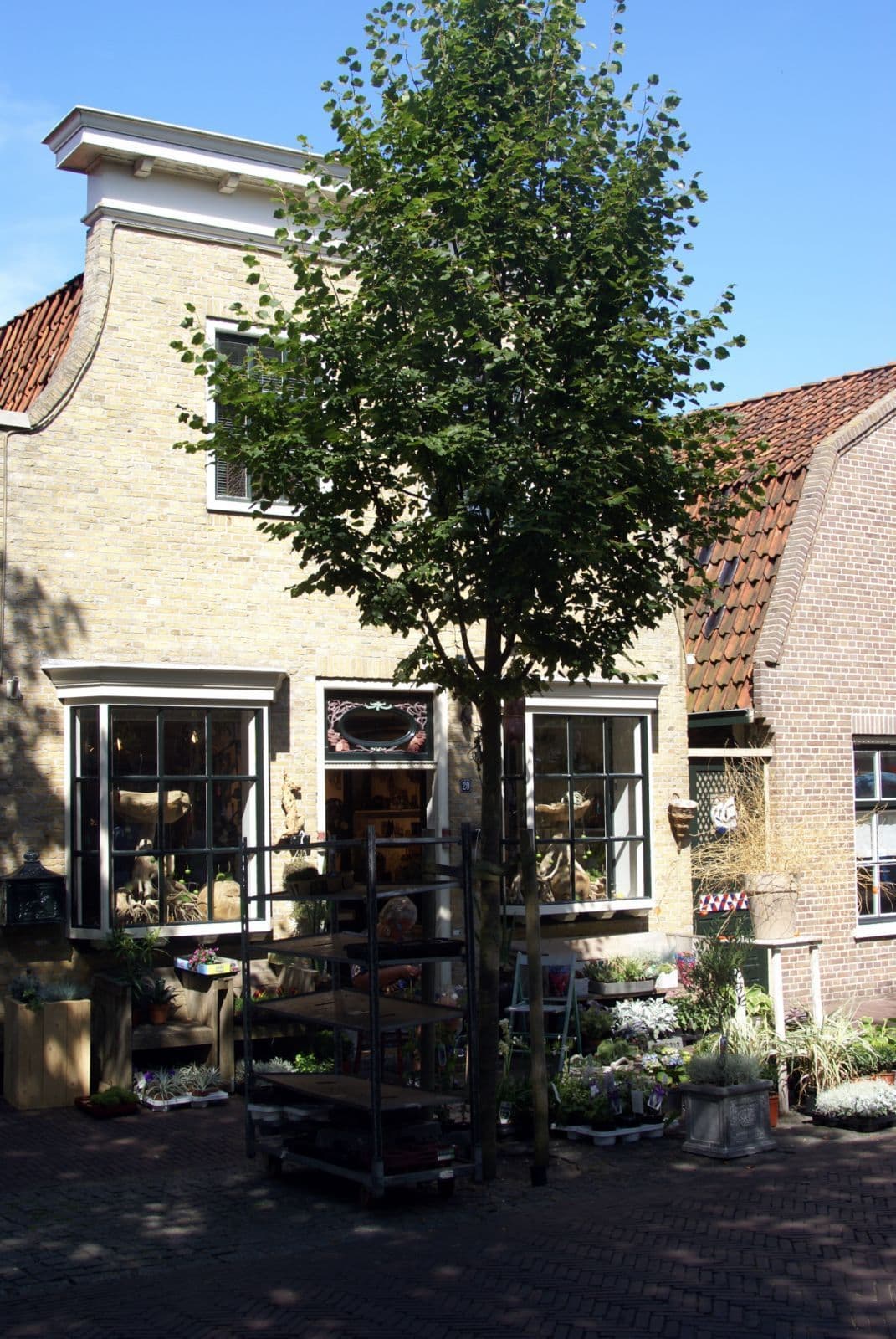 Street view near Dûnstikel, Oost-Vlieland — © txllxt (CC BY-SA · Mapillary)