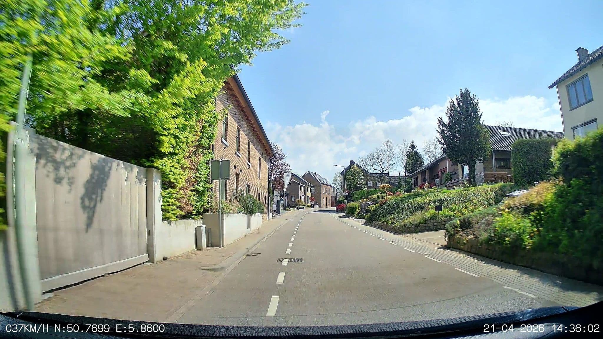 Street view near Het Gulpdal, Banholt — © thewizard (CC BY-SA · Mapillary)