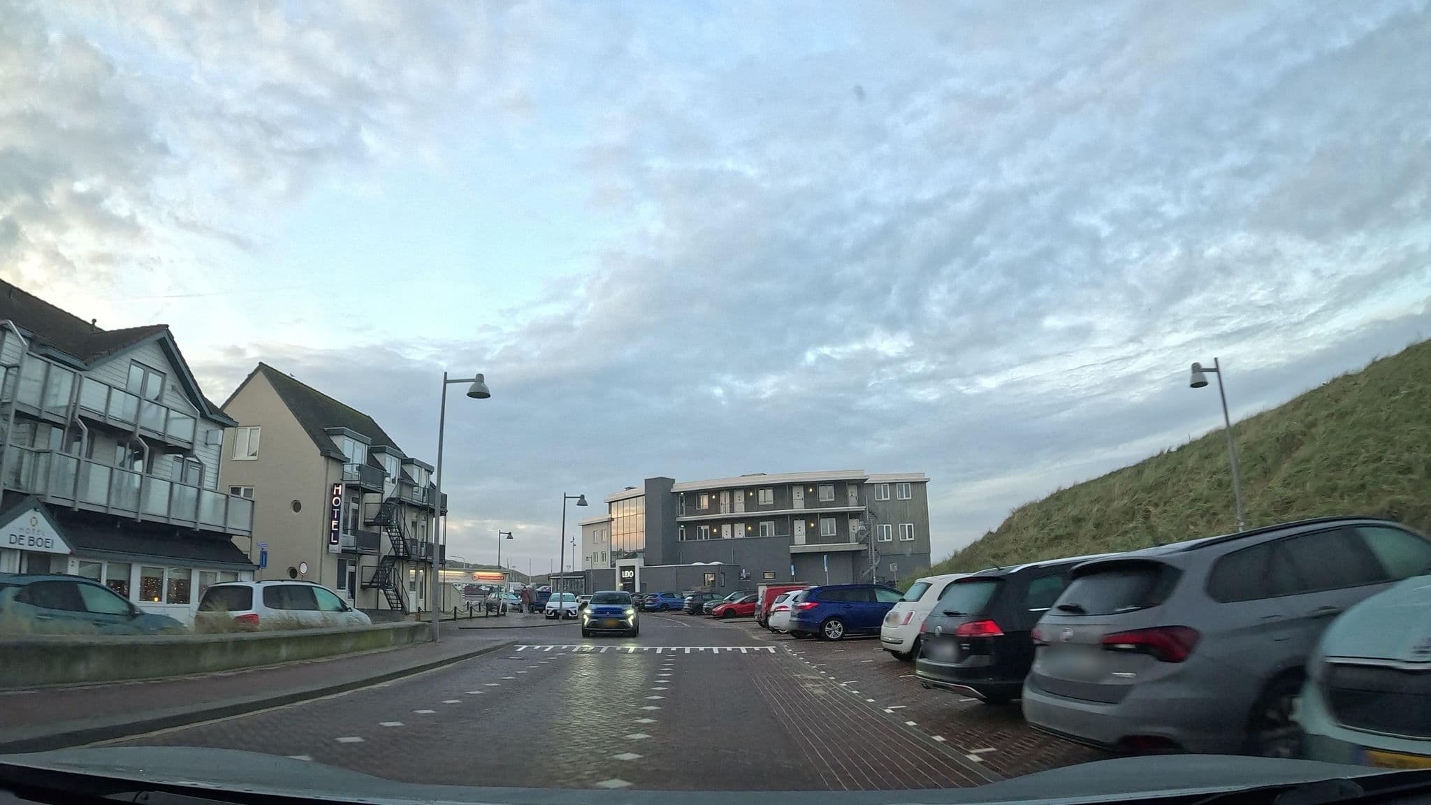 Street view near Hotel De Boei, Egmond aan Zee — © thewizard (CC BY-SA · Mapillary)