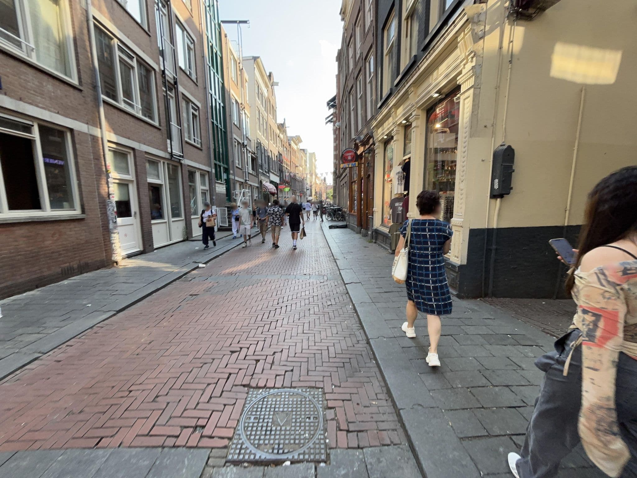 Street view near Durty Nellys Inn, Amsterdam