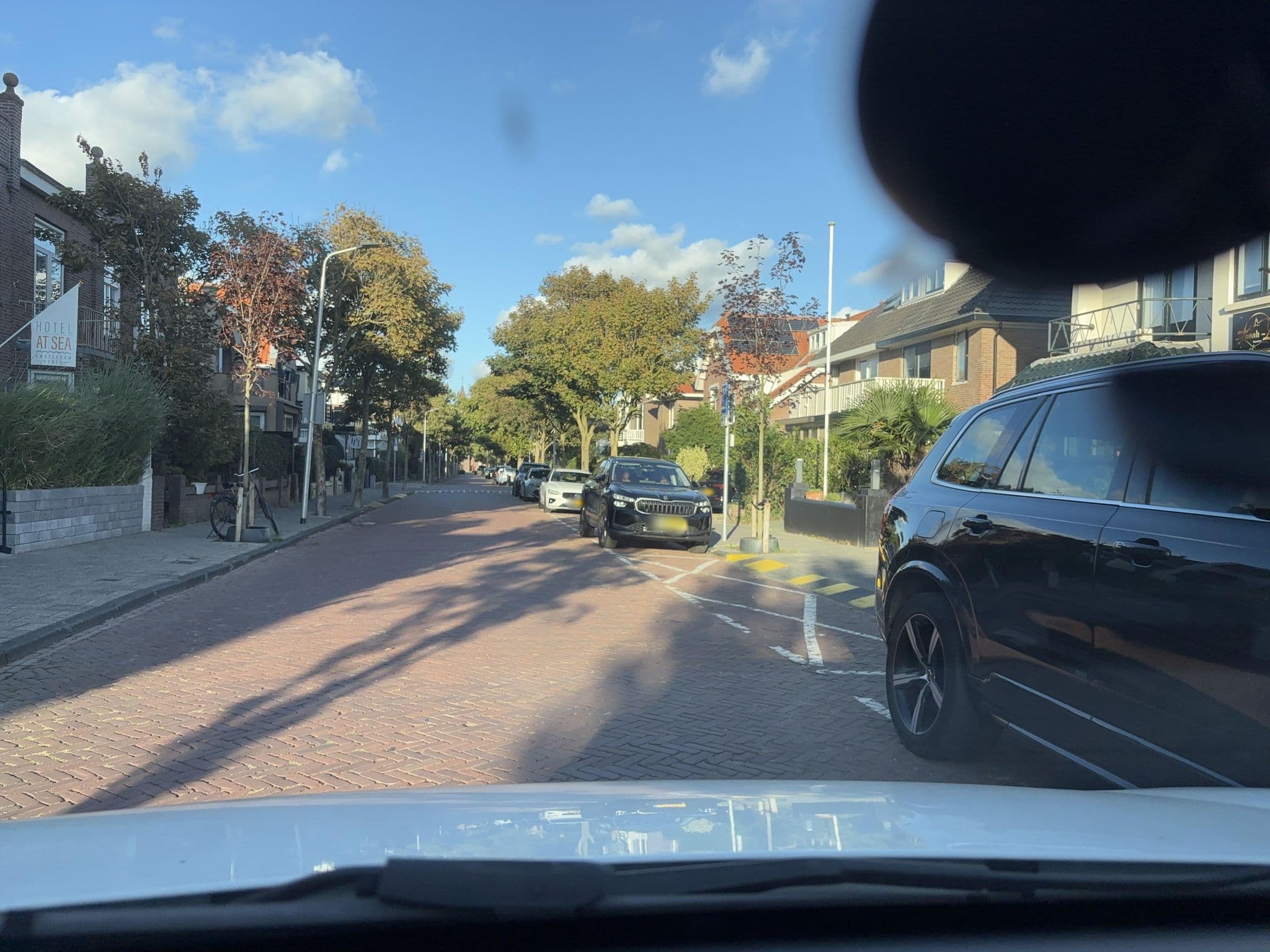 Street view near Pension Villa Tanahlot, Zandvoort — © CasGroenigen (CC BY-SA · Mapillary)