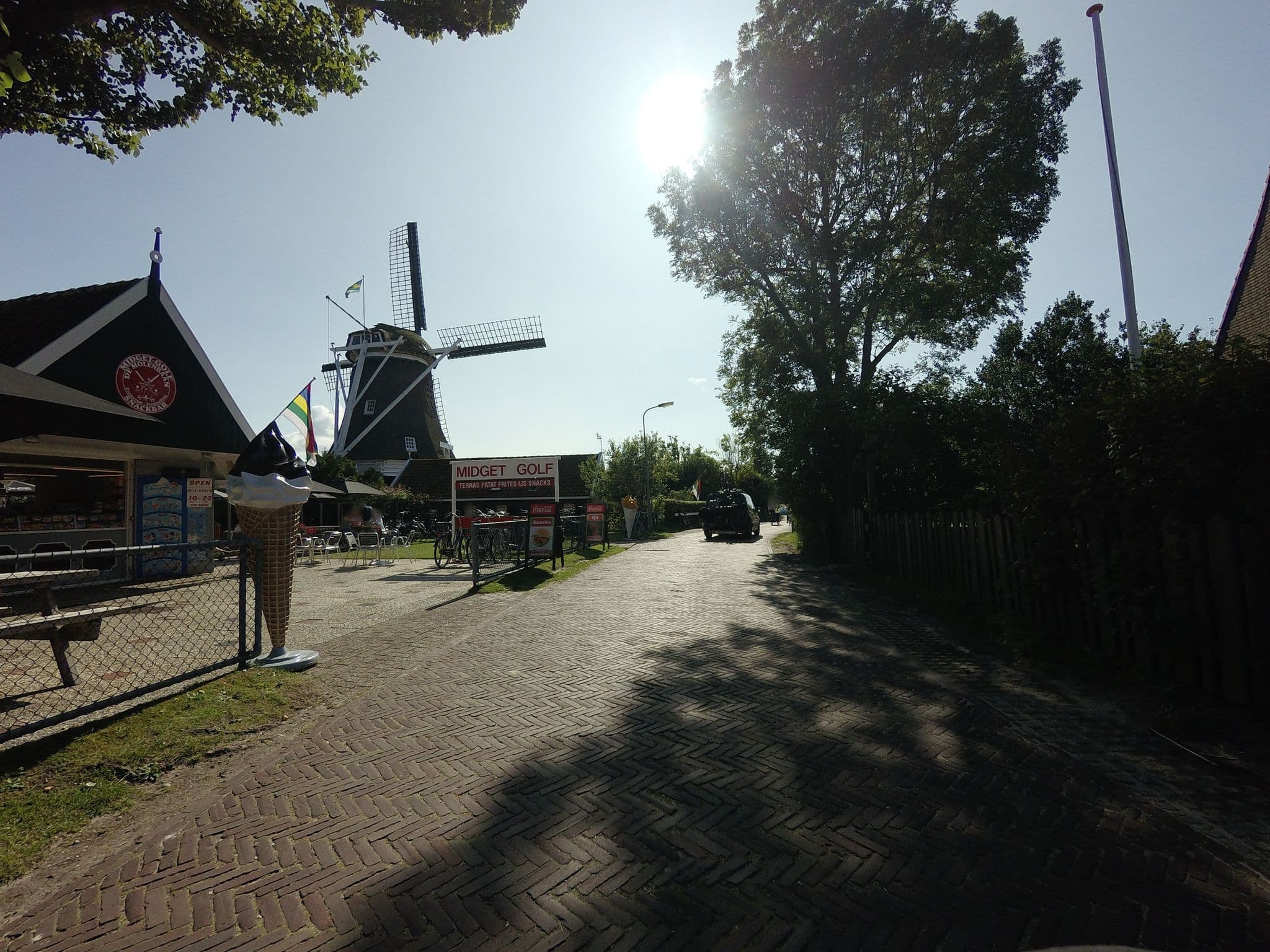 Street view near Ria, West-Terschelling