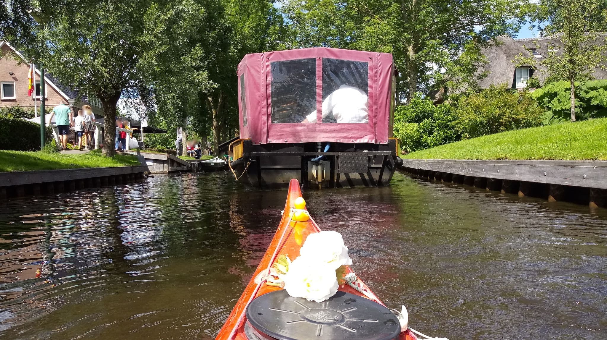 Street view near B&B 't Wiede, Giethoorn — © deleted_user (CC BY-SA · Mapillary)