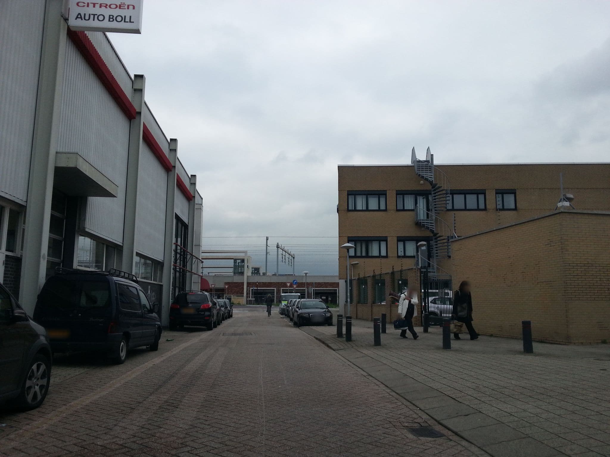 Street view near Moxy, Utrecht — © it_s_so_funny (CC BY-SA · Mapillary)