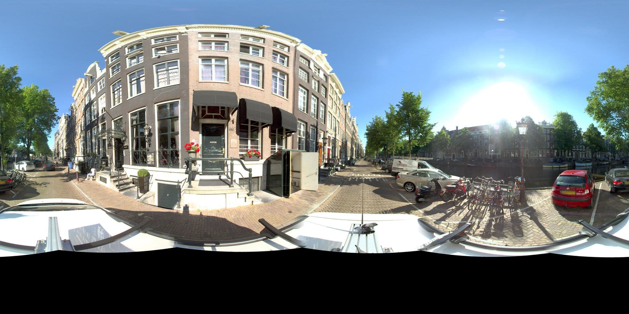 Street view near Canal House, Amsterdam