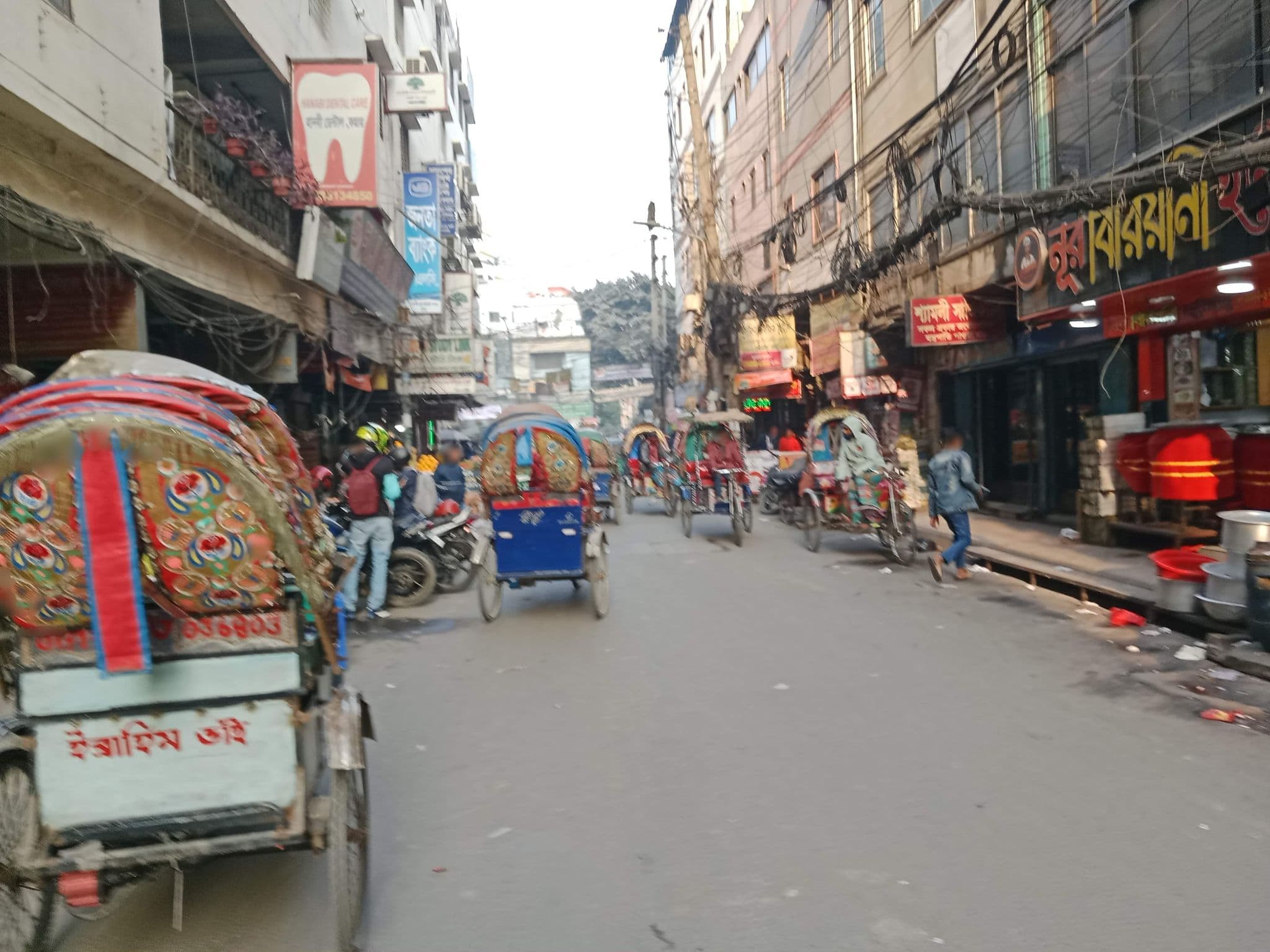 Street view near Haq International Abashik, Kafrul — © Shafayat_808 (CC BY-SA · Mapillary)