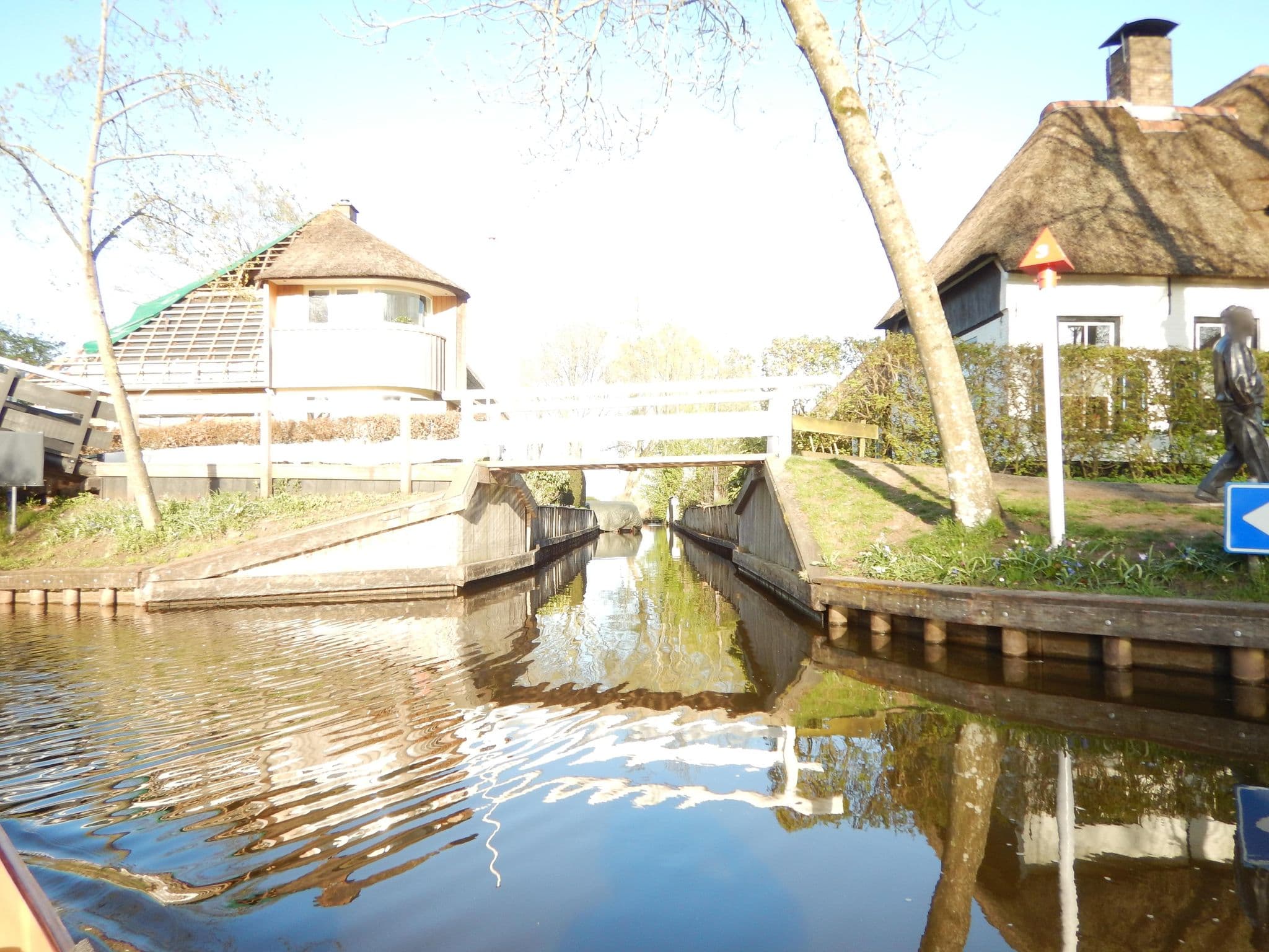 Street view near B&B Plompeblad, Giethoorn — © multi_vaarwegen (CC BY-SA · Mapillary)