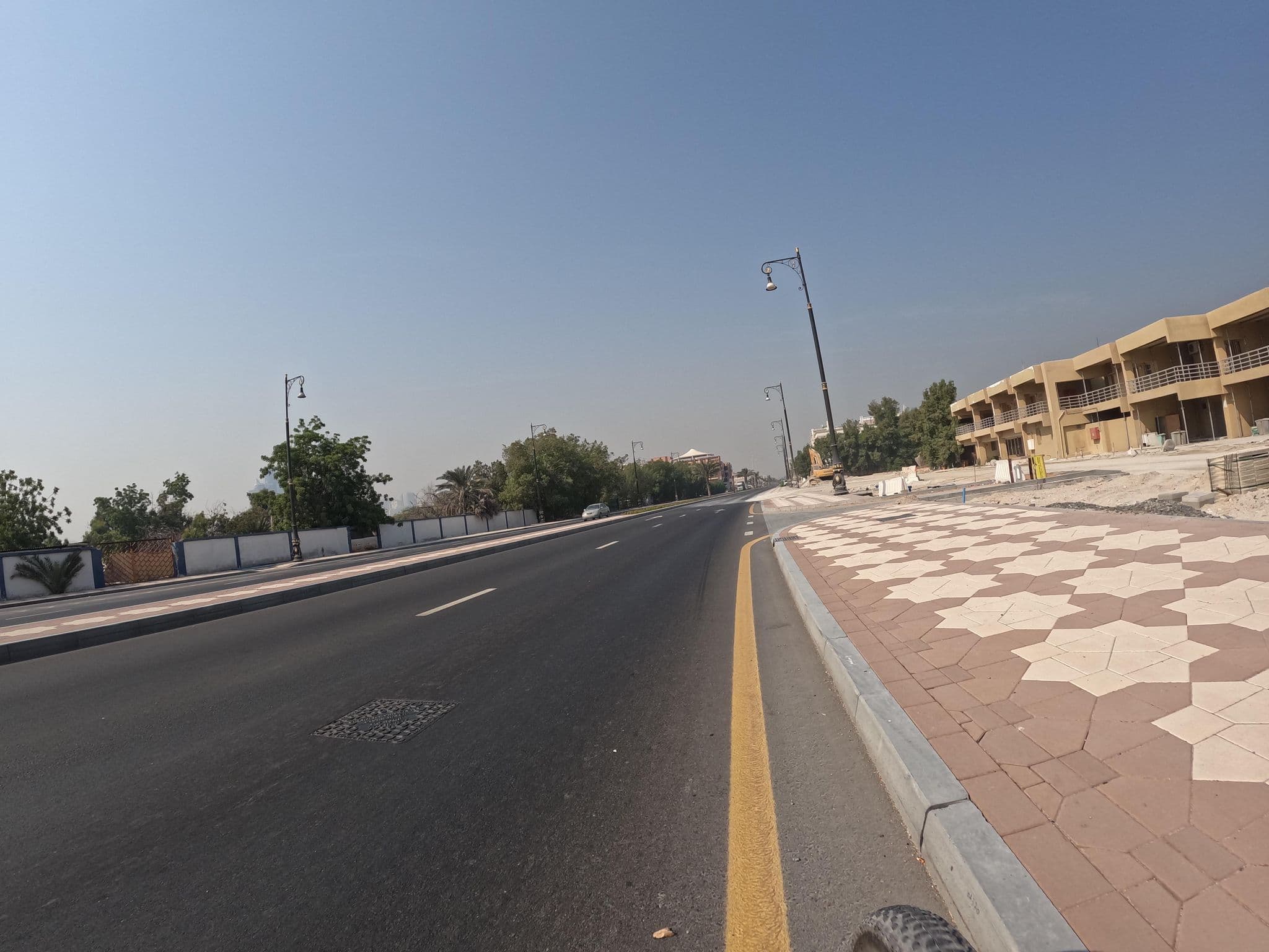 Street view near Golden Beach Motel, Al Majaz — © countzero5 (CC BY-SA · Mapillary)