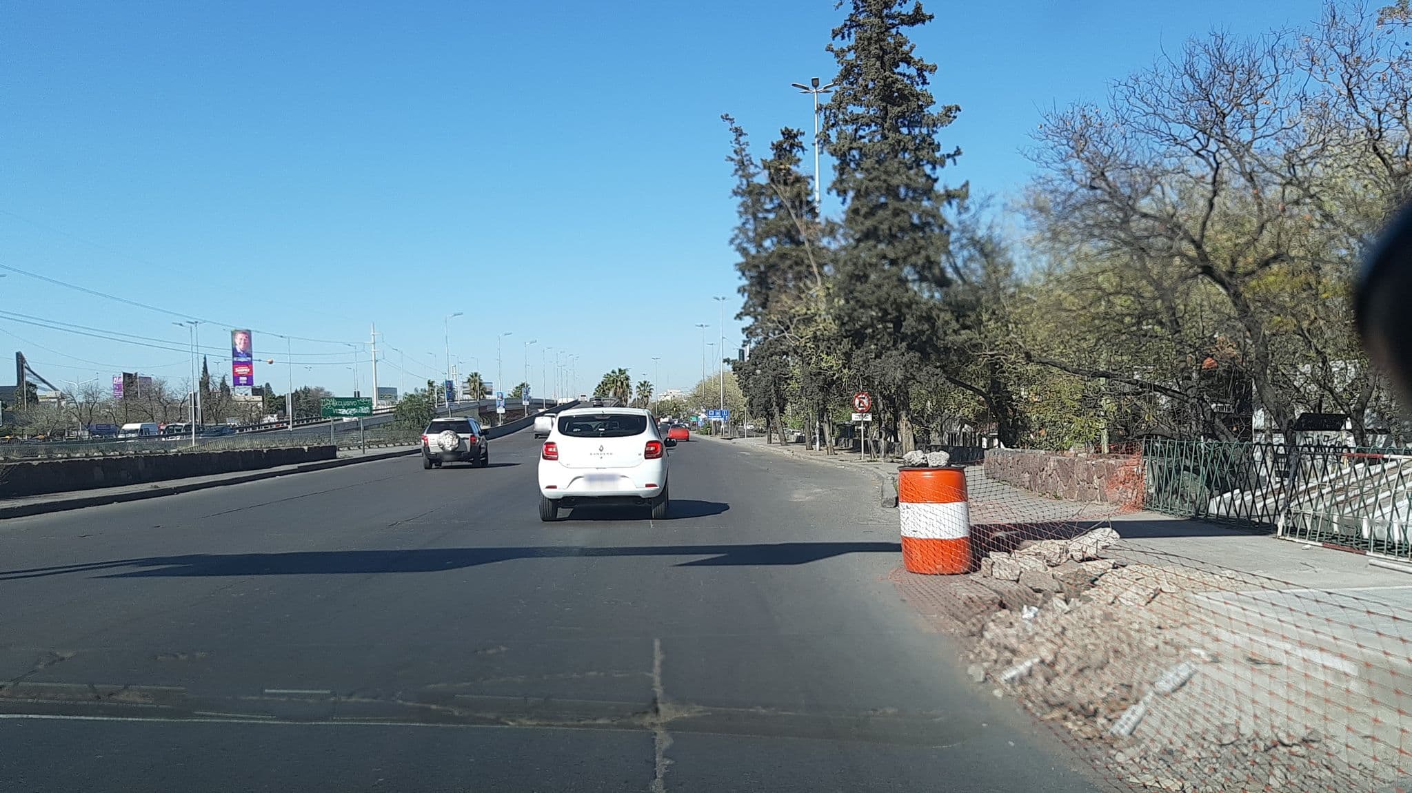 Street view near Hotel Alem, Mendoza