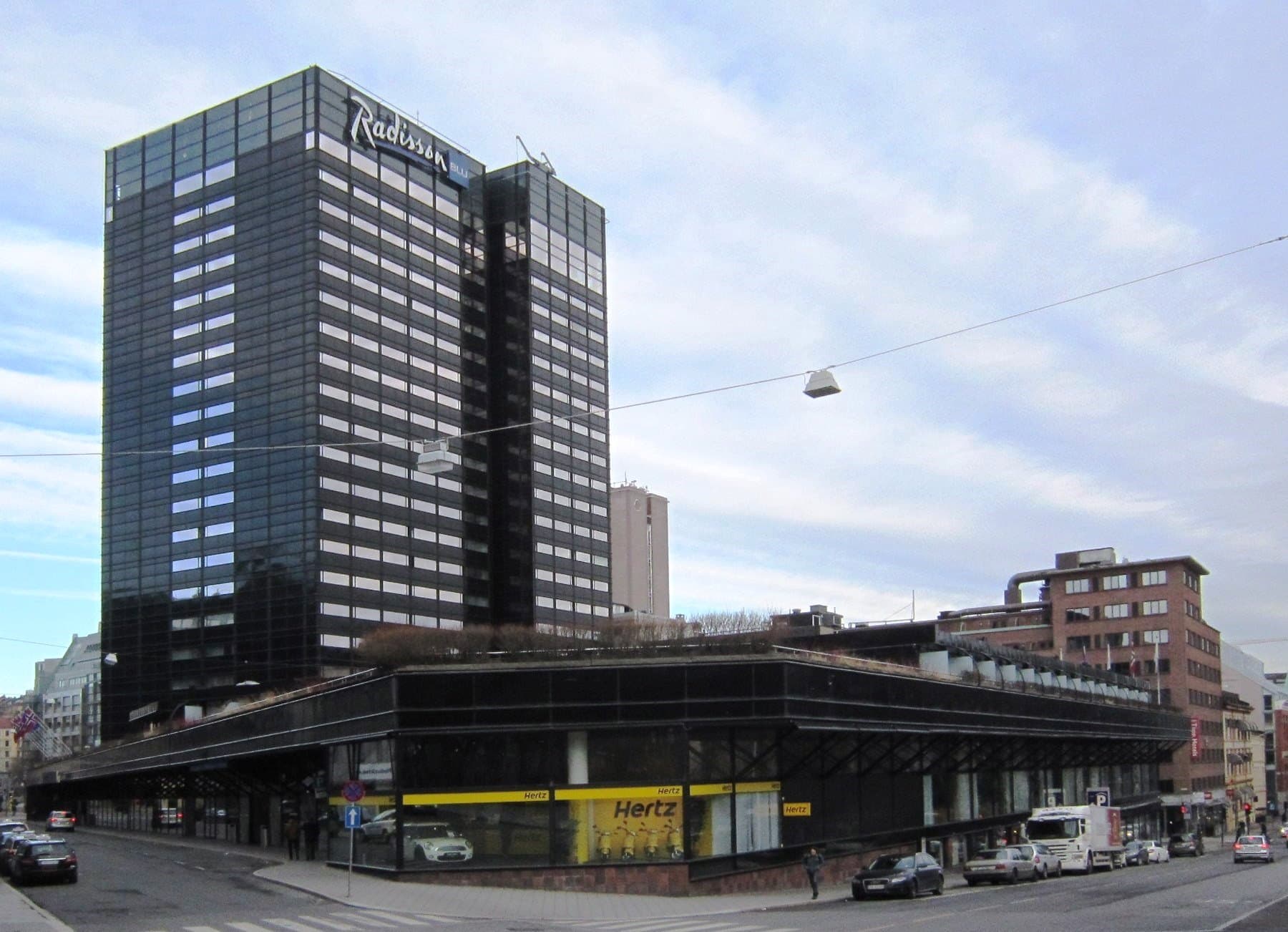 Radisson Blu Scandinavia Hotel, Oslo (via Wikimedia Commons, CC BY-SA 4.0)