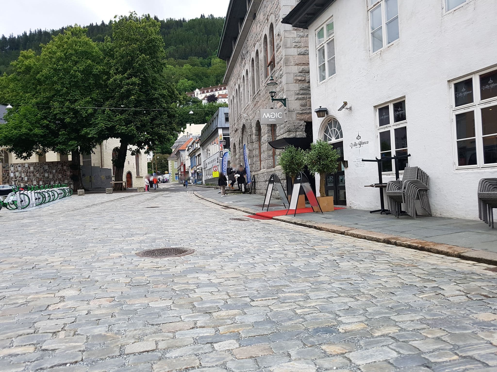 Street view near Bergen YMCA Hostel, Bergen — © pbb (CC BY-SA · Mapillary)