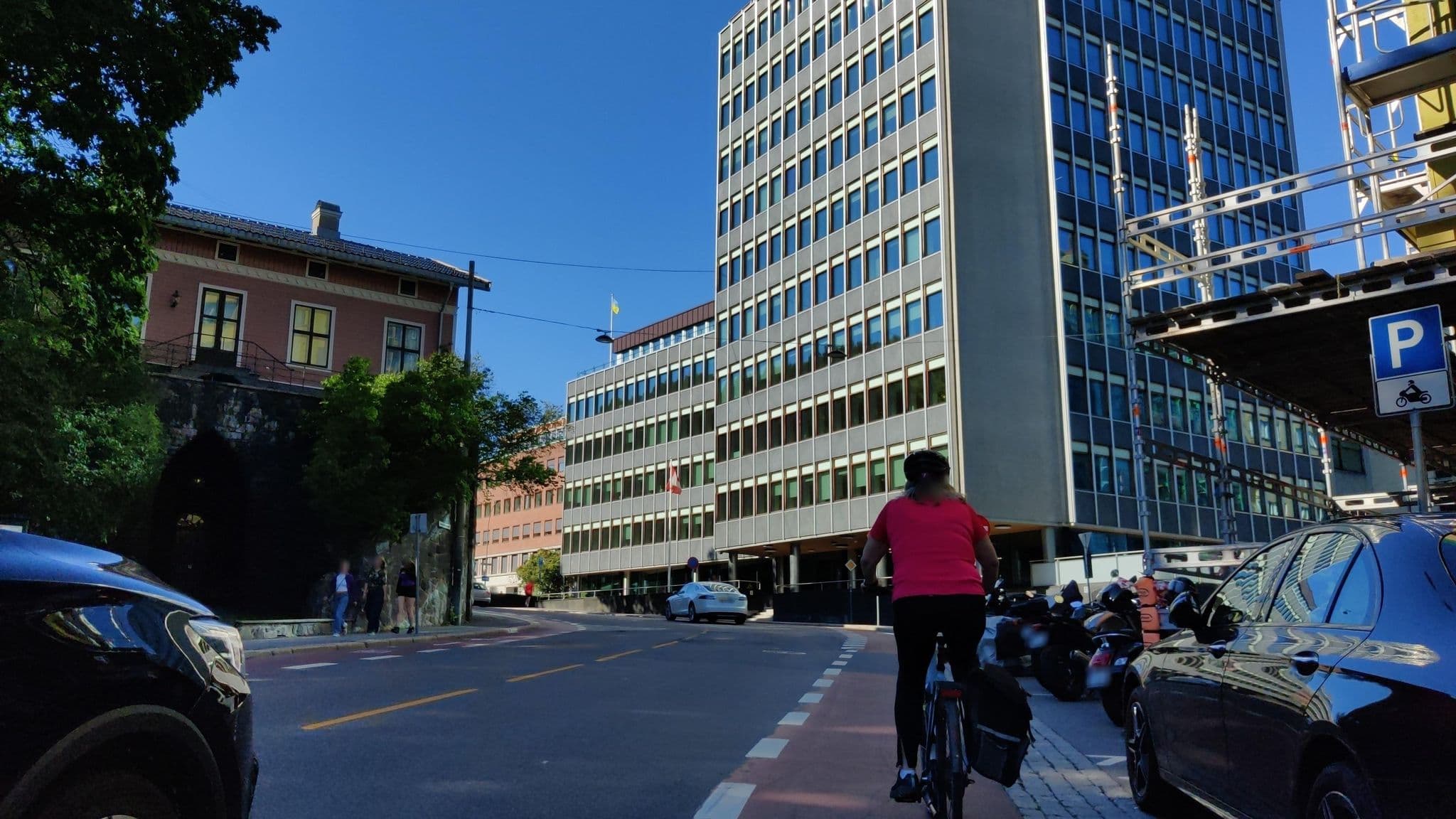 Street view near Thon Hotel Slottsparken, Oslo — © ways (CC BY-SA · Mapillary)