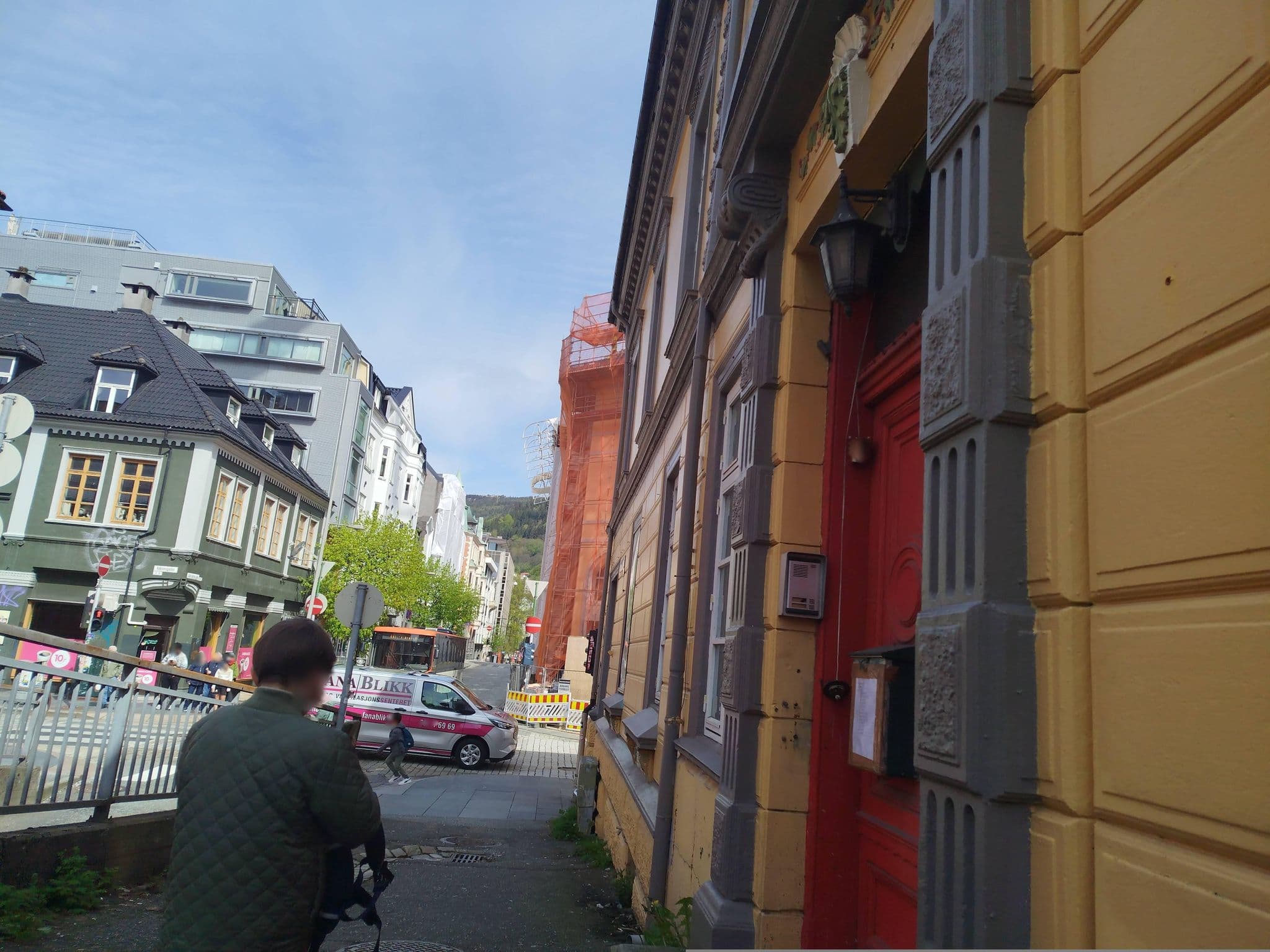 Street view near Gullaksen Gjestehus, Bergen — © BergenStreetView (CC BY-SA · Mapillary)